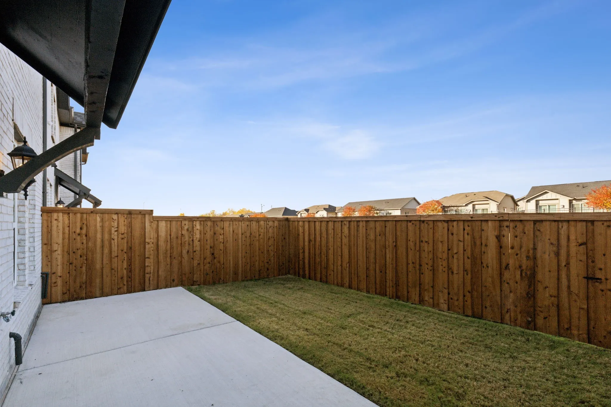 Townhouse For Rent in Dallas County , 3765 Pierce Lane, Grand Prairie, Texas 75052, 3 Bedroom, 3 Bathroom, 2 Garage spaces, 1,822 Sqft, built in 2024, mls#21305998, Real Estate Agent in Grand Prairie, Homes For Rent in Dallas county, Homes For Rent in Grand Prairie, Realtor in Grand Prairie Texas, Real Estate Brokerage Independent Realty Texas, Luminita Cordes Realtor