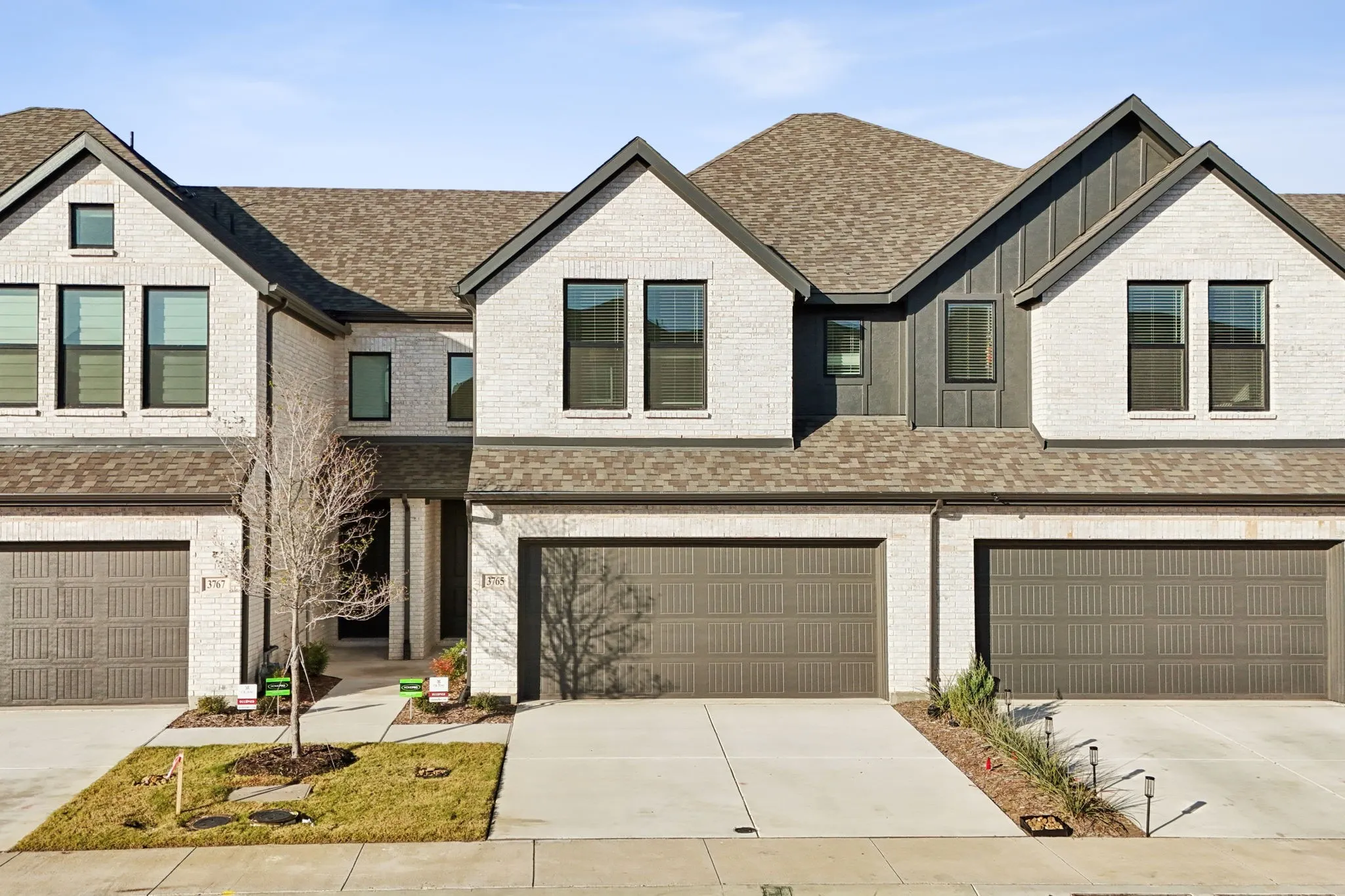 Townhouse For Rent in Dallas County , 3765 Pierce Lane, Grand Prairie, Texas 75052, 3 Bedroom, 3 Bathroom, 2 Garage spaces, 1,822 Sqft, built in 2024, mls#21305998, Real Estate Agent in Grand Prairie, Homes For Rent in Dallas county, Homes For Rent in Grand Prairie, Realtor in Grand Prairie Texas, Real Estate Brokerage Independent Realty Texas, Luminita Cordes Realtor