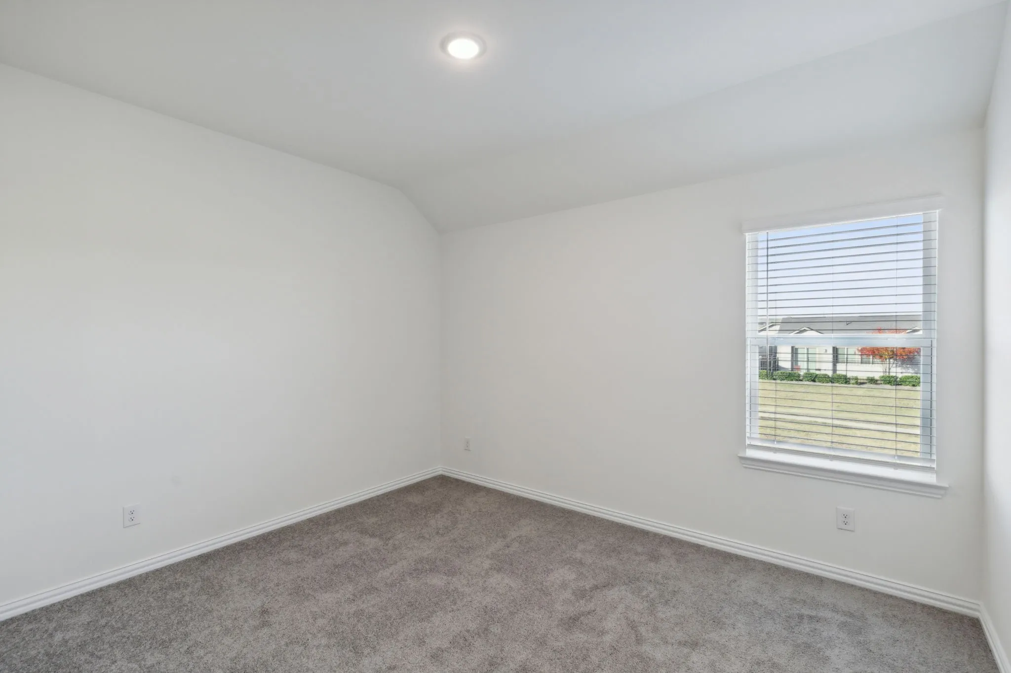 Townhouse For Rent in Dallas County , 3765 Pierce Lane, Grand Prairie, Texas 75052, 3 Bedroom, 3 Bathroom, 2 Garage spaces, 1,822 Sqft, built in 2024, mls#21305998, Real Estate Agent in Grand Prairie, Homes For Rent in Dallas county, Homes For Rent in Grand Prairie, Realtor in Grand Prairie Texas, Real Estate Brokerage Independent Realty Texas, Luminita Cordes Realtor