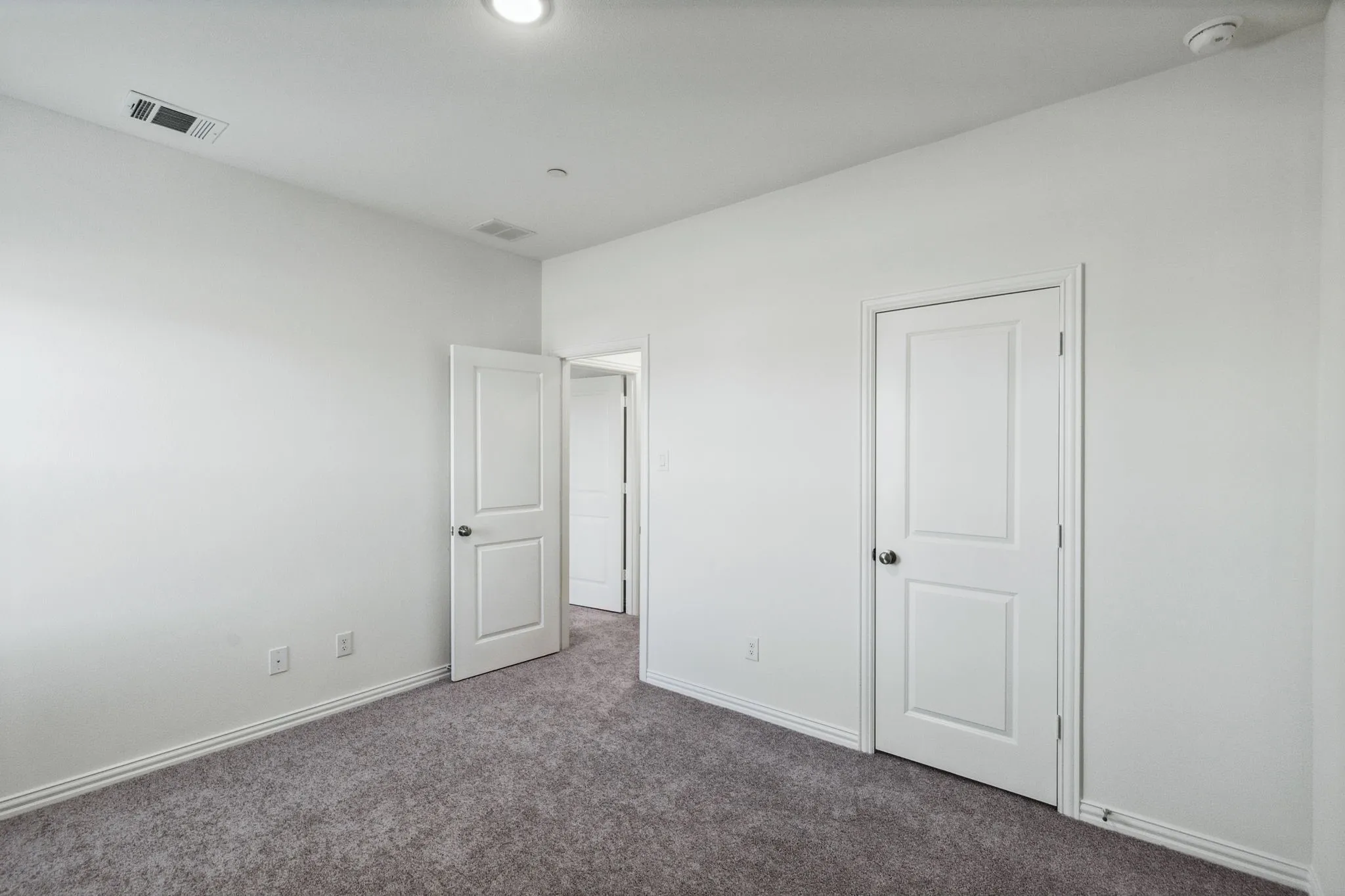 Townhouse For Rent in Dallas County , 3765 Pierce Lane, Grand Prairie, Texas 75052, 3 Bedroom, 3 Bathroom, 2 Garage spaces, 1,822 Sqft, built in 2024, mls#21305998, Real Estate Agent in Grand Prairie, Homes For Rent in Dallas county, Homes For Rent in Grand Prairie, Realtor in Grand Prairie Texas, Real Estate Brokerage Independent Realty Texas, Luminita Cordes Realtor