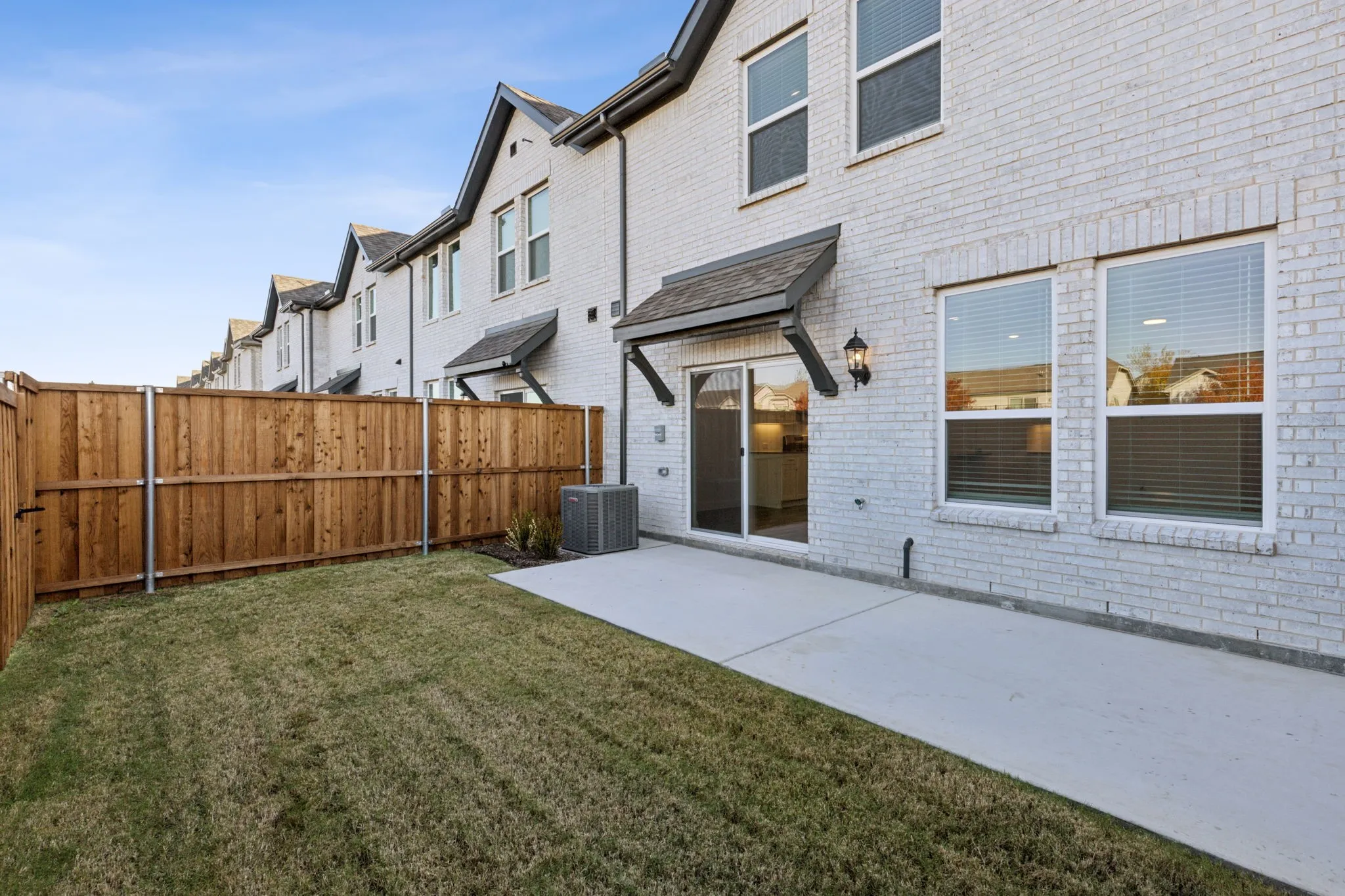 Townhouse For Rent in Dallas County , 3765 Pierce Lane, Grand Prairie, Texas 75052, 3 Bedroom, 3 Bathroom, 2 Garage spaces, 1,822 Sqft, built in 2024, mls#21305998, Real Estate Agent in Grand Prairie, Homes For Rent in Dallas county, Homes For Rent in Grand Prairie, Realtor in Grand Prairie Texas, Real Estate Brokerage Independent Realty Texas, Luminita Cordes Realtor
