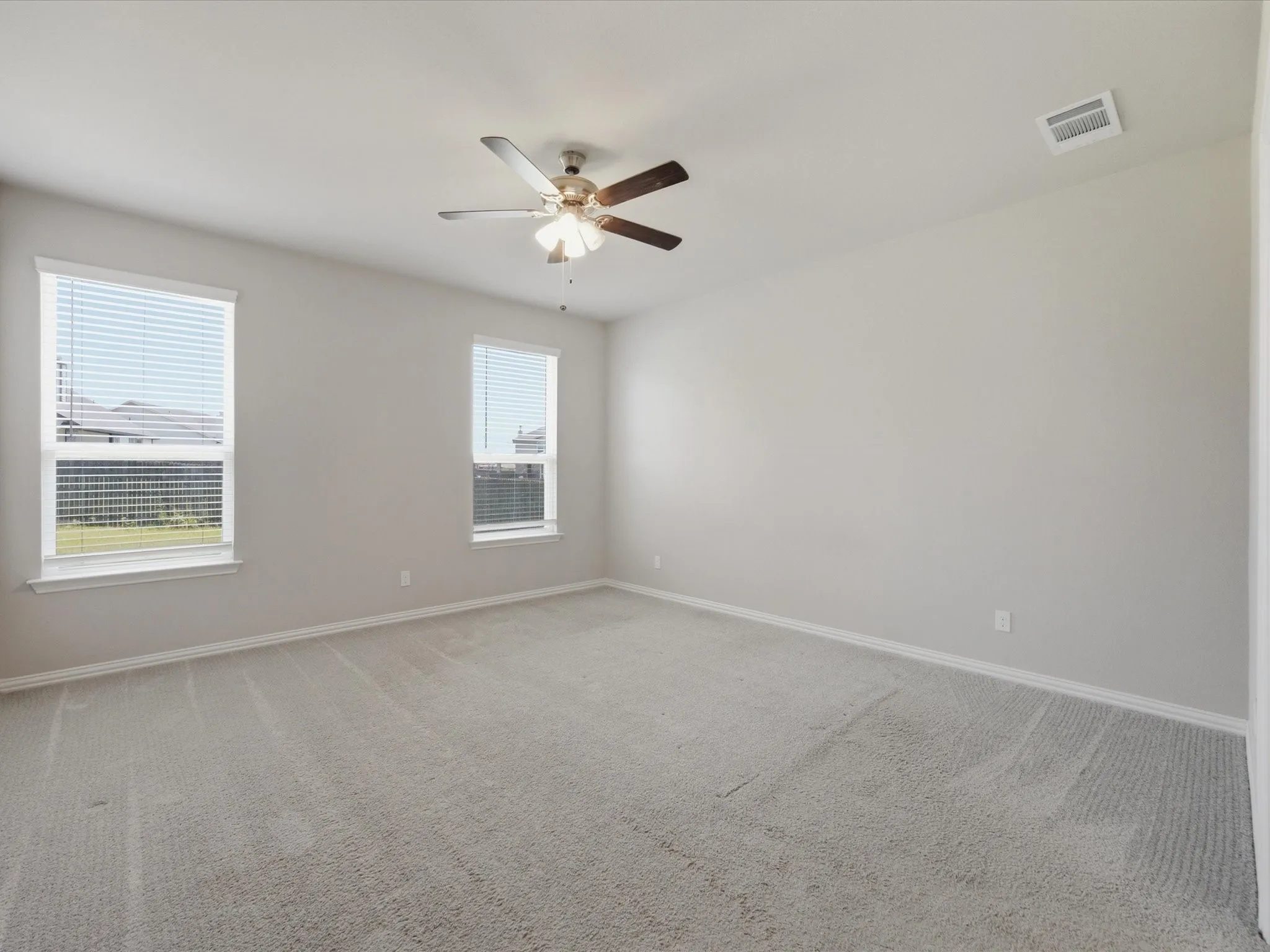 Single Family Residence For Sale in Parker County , 812 Taliaferro Trail, Springtown, Texas 76082, 4 Bedroom, 3 Bathroom, 2 Garage spaces, 2,675 Sqft, built in 2023, mls#21306052, Real Estate Agent in Springtown, Homes For Sale in Parker county, Homes For Sale in Springtown, Realtor in Springtown Texas, Real Estate Brokerage Independent Realty Texas, Luminita Cordes Realtor