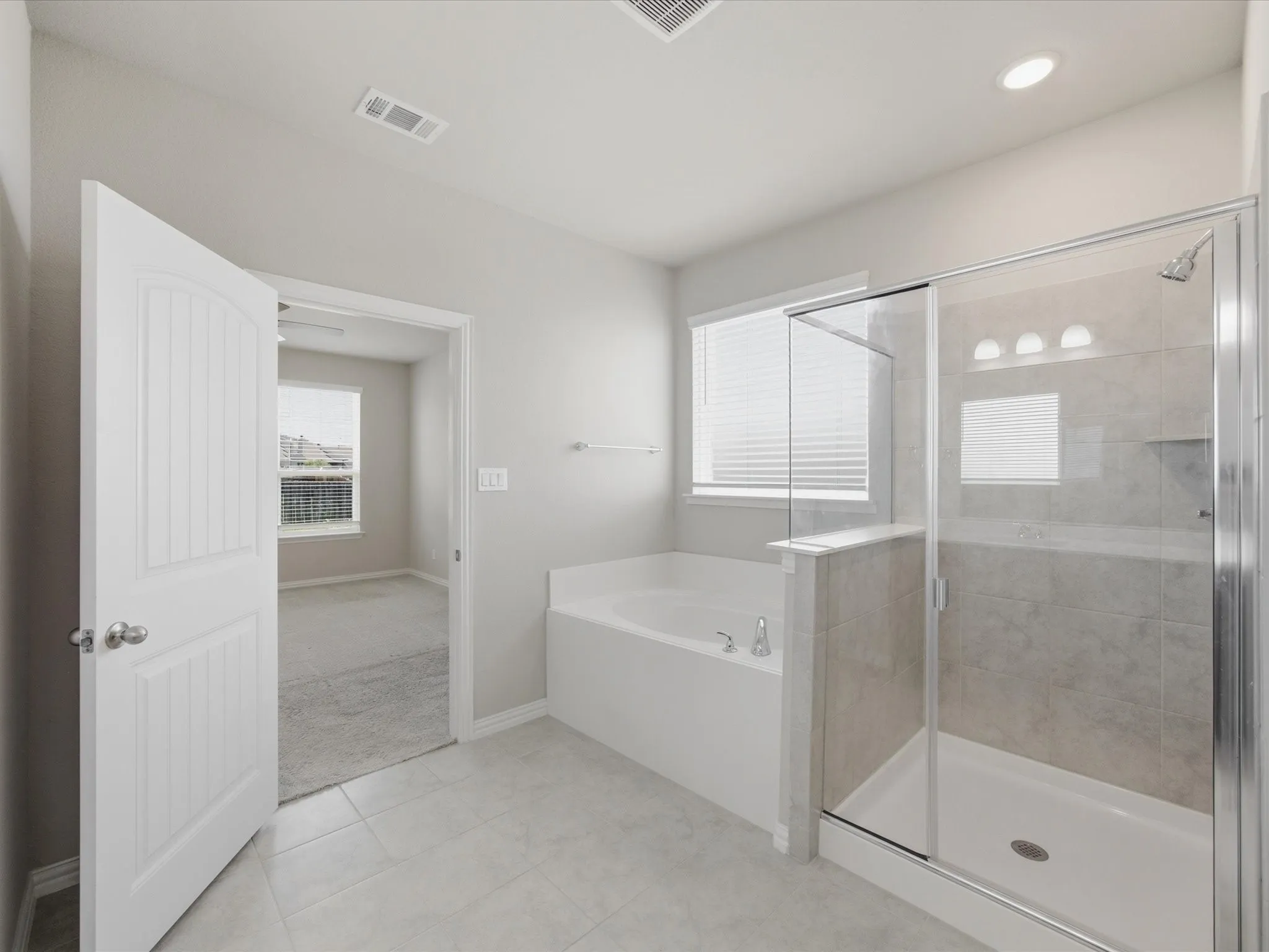 Single Family Residence For Sale in Parker County , 812 Taliaferro Trail, Springtown, Texas 76082, 4 Bedroom, 3 Bathroom, 2 Garage spaces, 2,675 Sqft, built in 2023, mls#21306052, Real Estate Agent in Springtown, Homes For Sale in Parker county, Homes For Sale in Springtown, Realtor in Springtown Texas, Real Estate Brokerage Independent Realty Texas, Luminita Cordes Realtor