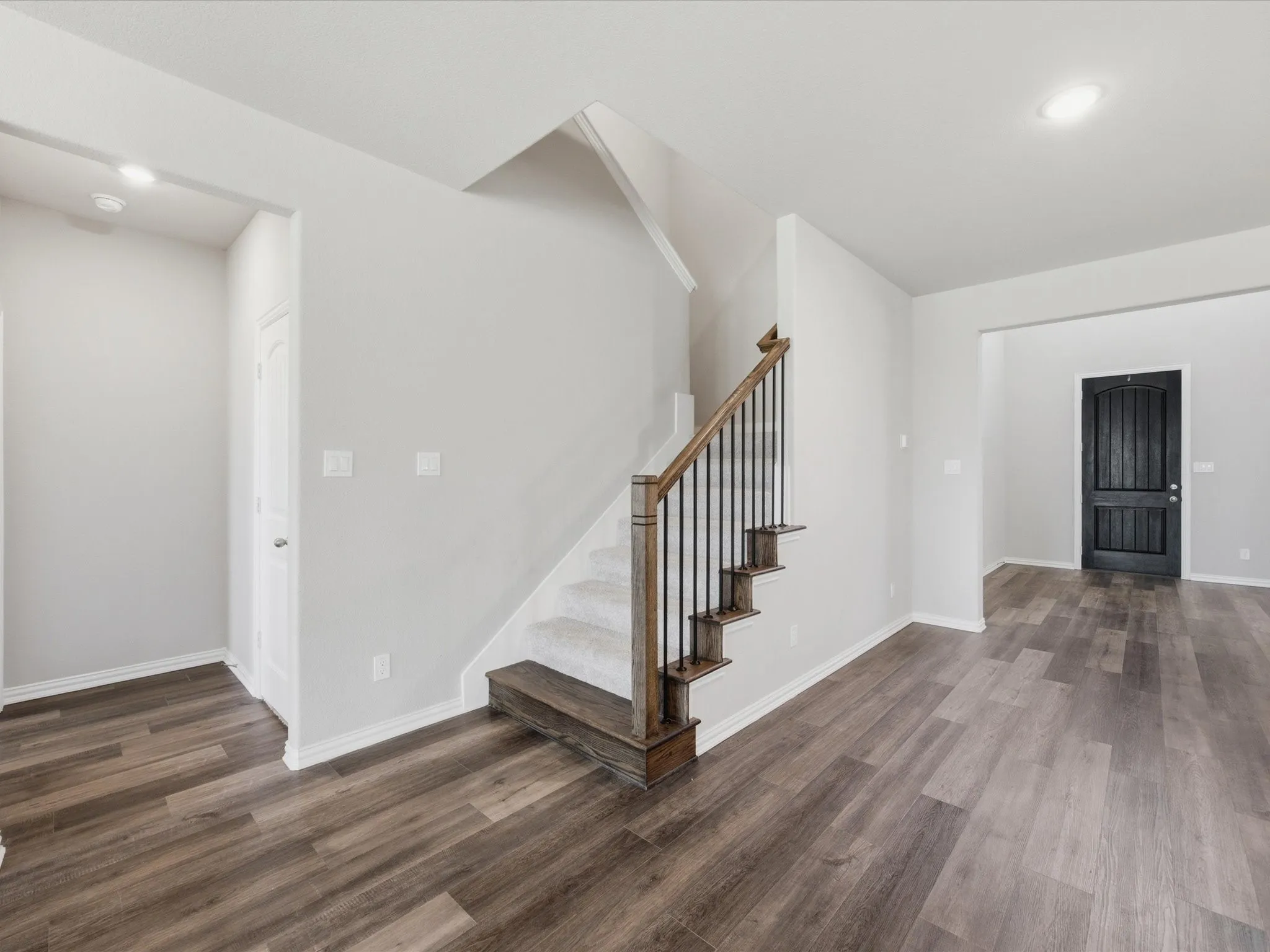 Single Family Residence For Sale in Parker County , 812 Taliaferro Trail, Springtown, Texas 76082, 4 Bedroom, 3 Bathroom, 2 Garage spaces, 2,675 Sqft, built in 2023, mls#21306052, Real Estate Agent in Springtown, Homes For Sale in Parker county, Homes For Sale in Springtown, Realtor in Springtown Texas, Real Estate Brokerage Independent Realty Texas, Luminita Cordes Realtor