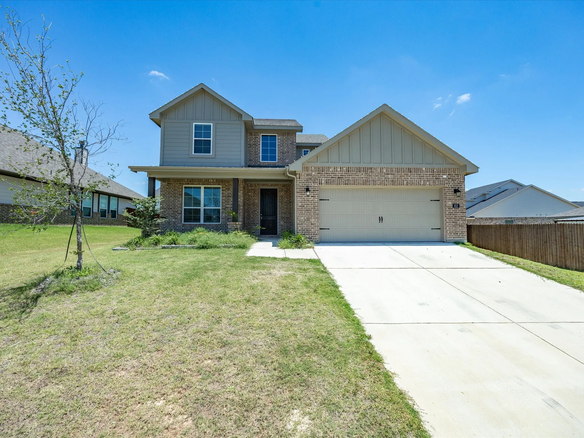 Single Family Residence For Sale in Parker County , 812 Taliaferro Trail, Springtown, Texas 76082, 4 Bedroom, 3 Bathroom, 2 Garage spaces, 2,675 Sqft, built in 2023, mls#21306052, Real Estate Agent in Springtown, Homes For Sale in Parker county, Homes For Sale in Springtown, Realtor in Springtown Texas, Real Estate Brokerage Independent Realty Texas, Luminita Cordes Realtor