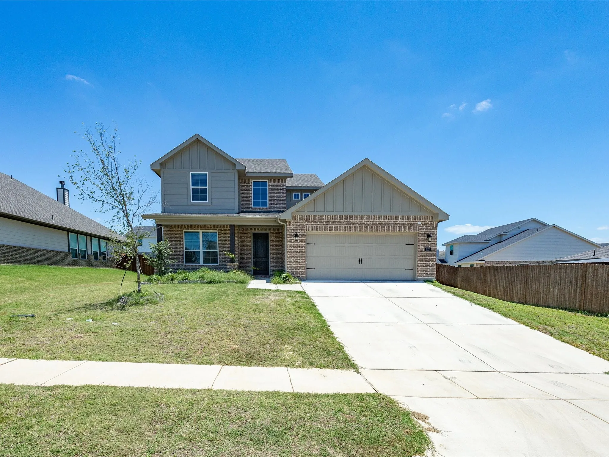 Single Family Residence For Sale in Parker County , 812 Taliaferro Trail, Springtown, Texas 76082, 4 Bedroom, 3 Bathroom, 2 Garage spaces, 2,675 Sqft, built in 2023, mls#21306052, Real Estate Agent in Springtown, Homes For Sale in Parker county, Homes For Sale in Springtown, Realtor in Springtown Texas, Real Estate Brokerage Independent Realty Texas, Luminita Cordes Realtor