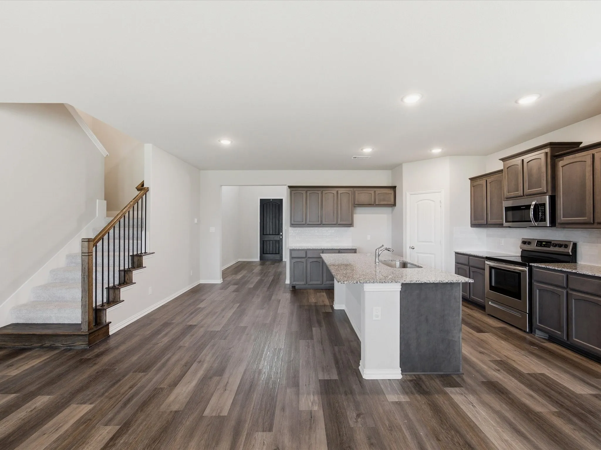Single Family Residence For Sale in Parker County , 812 Taliaferro Trail, Springtown, Texas 76082, 4 Bedroom, 3 Bathroom, 2 Garage spaces, 2,675 Sqft, built in 2023, mls#21306052, Real Estate Agent in Springtown, Homes For Sale in Parker county, Homes For Sale in Springtown, Realtor in Springtown Texas, Real Estate Brokerage Independent Realty Texas, Luminita Cordes Realtor