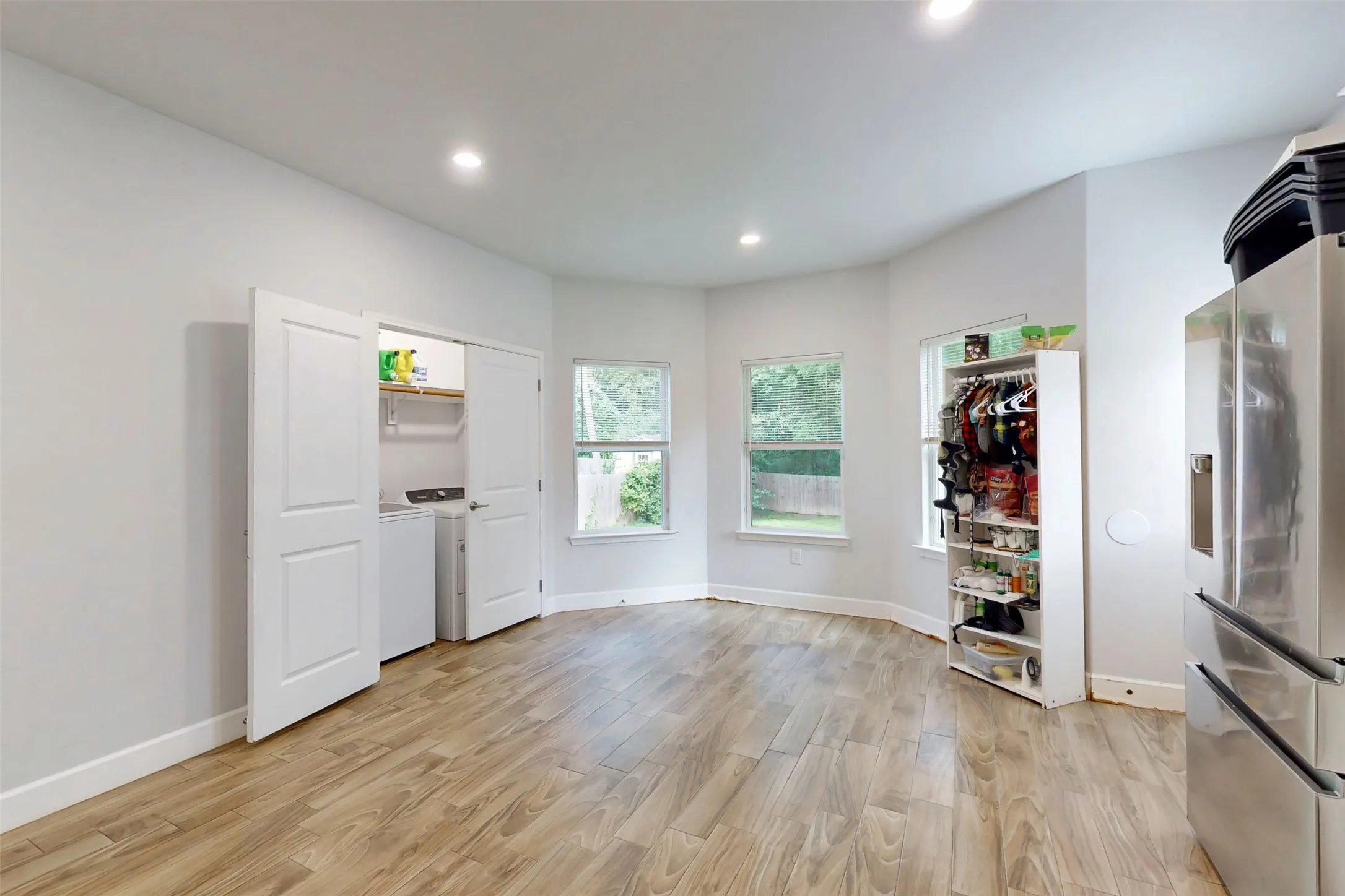 Single Family Residence For Sale in Dallas County , 2763 Prosperity Avenue, Dallas, Texas 75216, 3 Bedroom, 2 Bathroom, 2 Garage spaces, 1,476 Sqft, built in 2021, mls#21295138, Real Estate Agent in Dallas, Homes For Sale in Dallas county, Homes For Sale in Dallas, Realtor in Dallas Texas, Real Estate Brokerage Independent Realty Texas, Luminita Cordes Realtor