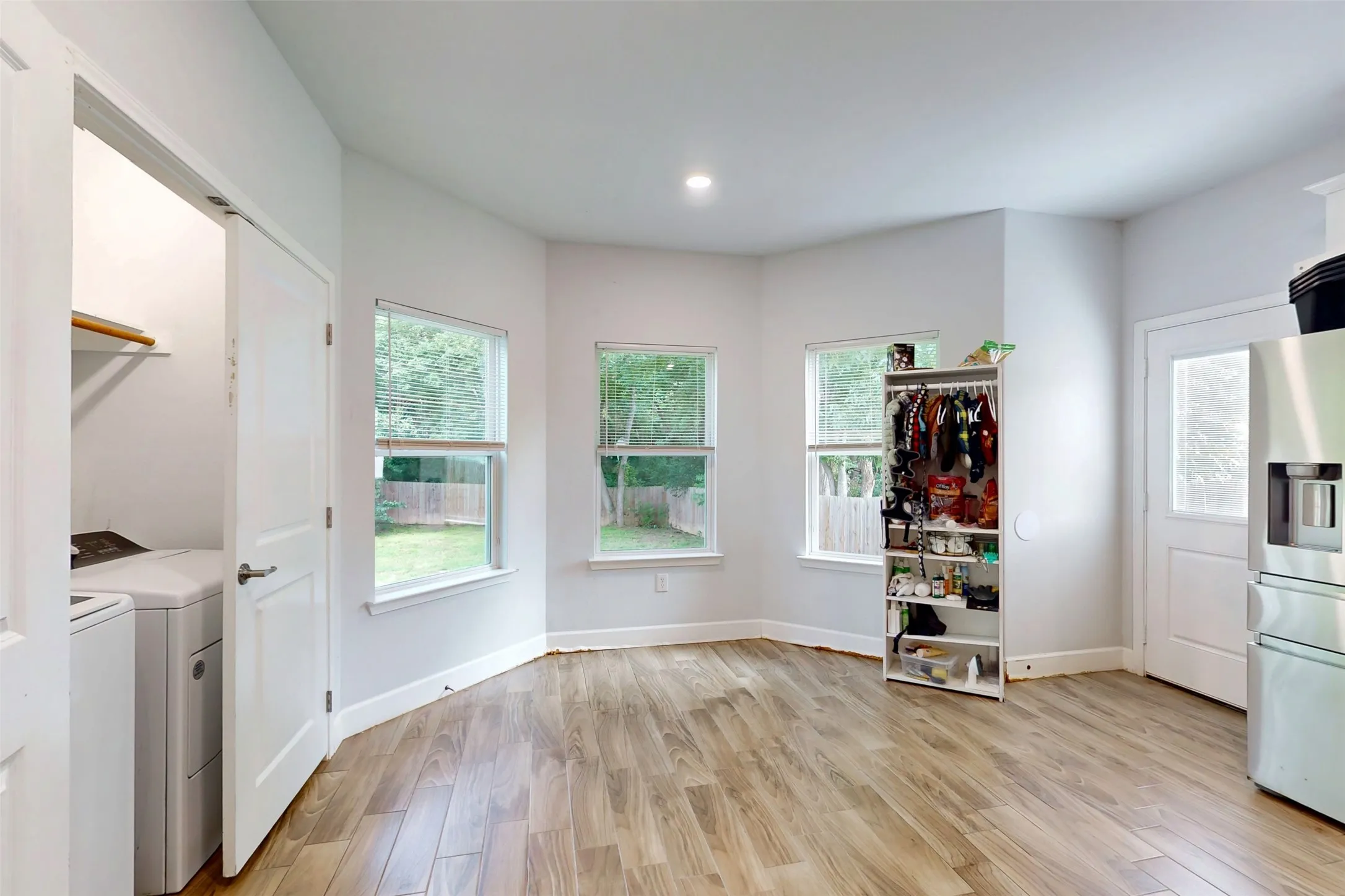 Single Family Residence For Sale in Dallas County , 2763 Prosperity Avenue, Dallas, Texas 75216, 3 Bedroom, 2 Bathroom, 2 Garage spaces, 1,476 Sqft, built in 2021, mls#21295138, Real Estate Agent in Dallas, Homes For Sale in Dallas county, Homes For Sale in Dallas, Realtor in Dallas Texas, Real Estate Brokerage Independent Realty Texas, Luminita Cordes Realtor