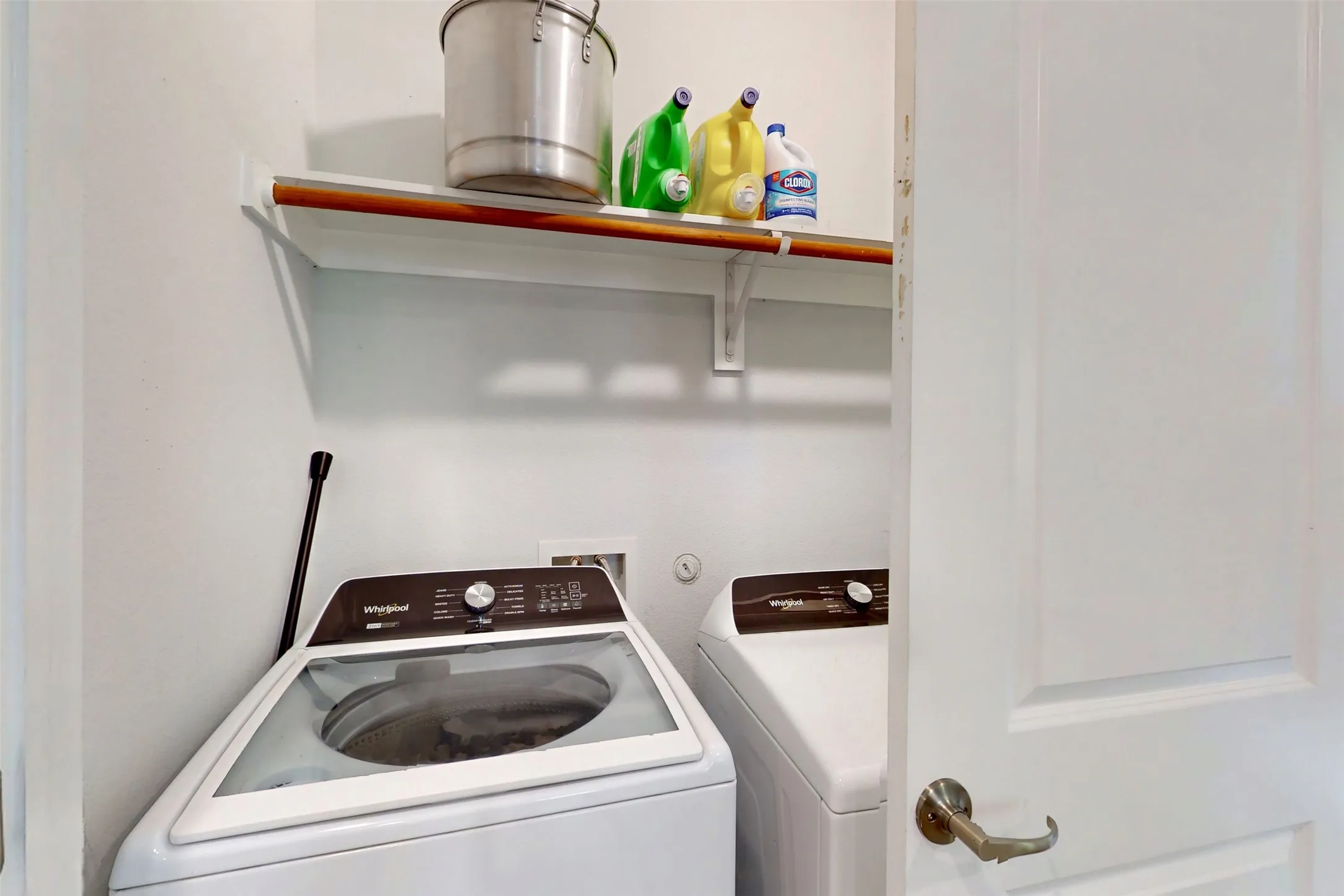 Single Family Residence For Sale in Dallas County , 2763 Prosperity Avenue, Dallas, Texas 75216, 3 Bedroom, 2 Bathroom, 2 Garage spaces, 1,476 Sqft, built in 2021, mls#21295138, Real Estate Agent in Dallas, Homes For Sale in Dallas county, Homes For Sale in Dallas, Realtor in Dallas Texas, Real Estate Brokerage Independent Realty Texas, Luminita Cordes Realtor