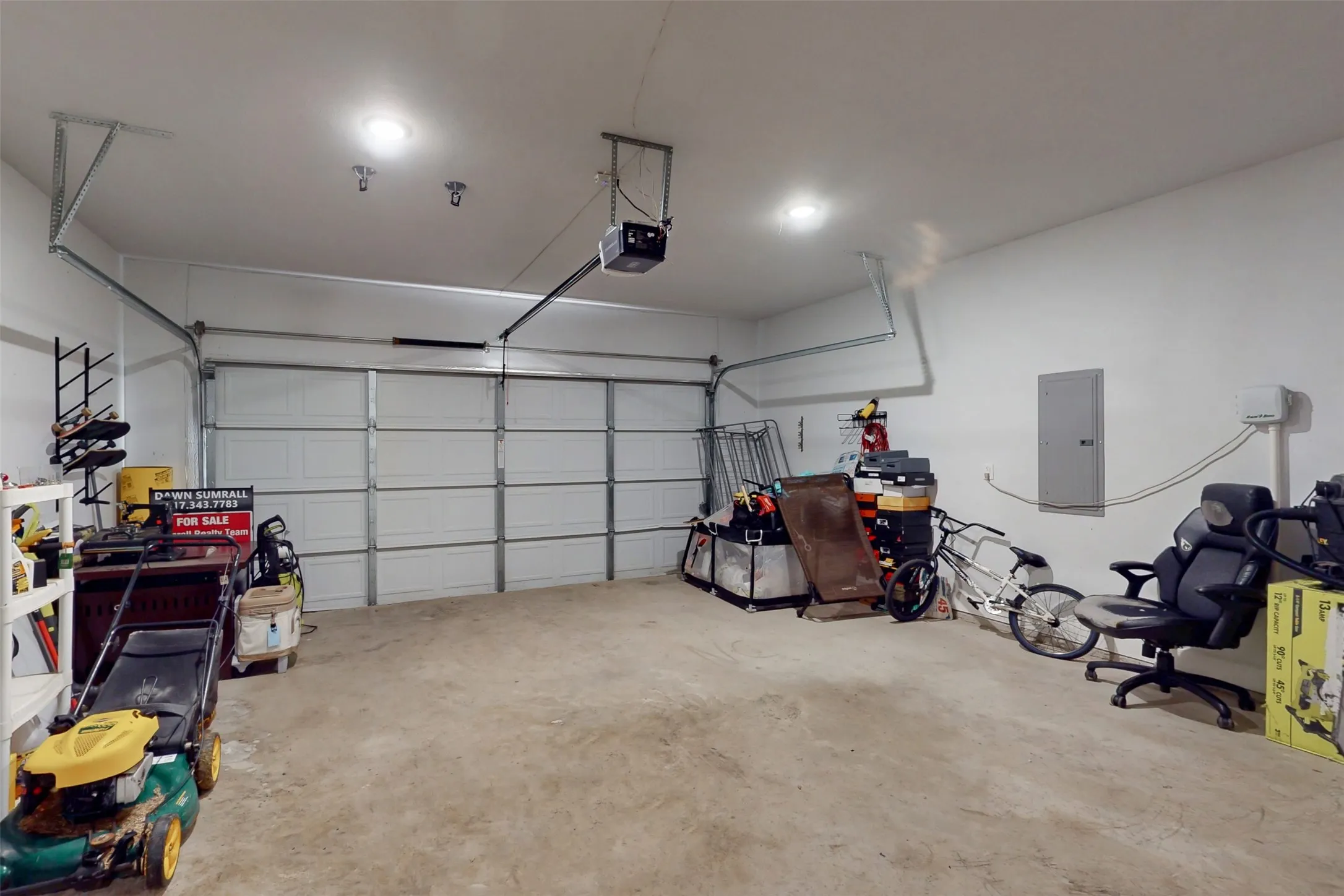 Single Family Residence For Sale in Dallas County , 2763 Prosperity Avenue, Dallas, Texas 75216, 3 Bedroom, 2 Bathroom, 2 Garage spaces, 1,476 Sqft, built in 2021, mls#21295138, Real Estate Agent in Dallas, Homes For Sale in Dallas county, Homes For Sale in Dallas, Realtor in Dallas Texas, Real Estate Brokerage Independent Realty Texas, Luminita Cordes Realtor
