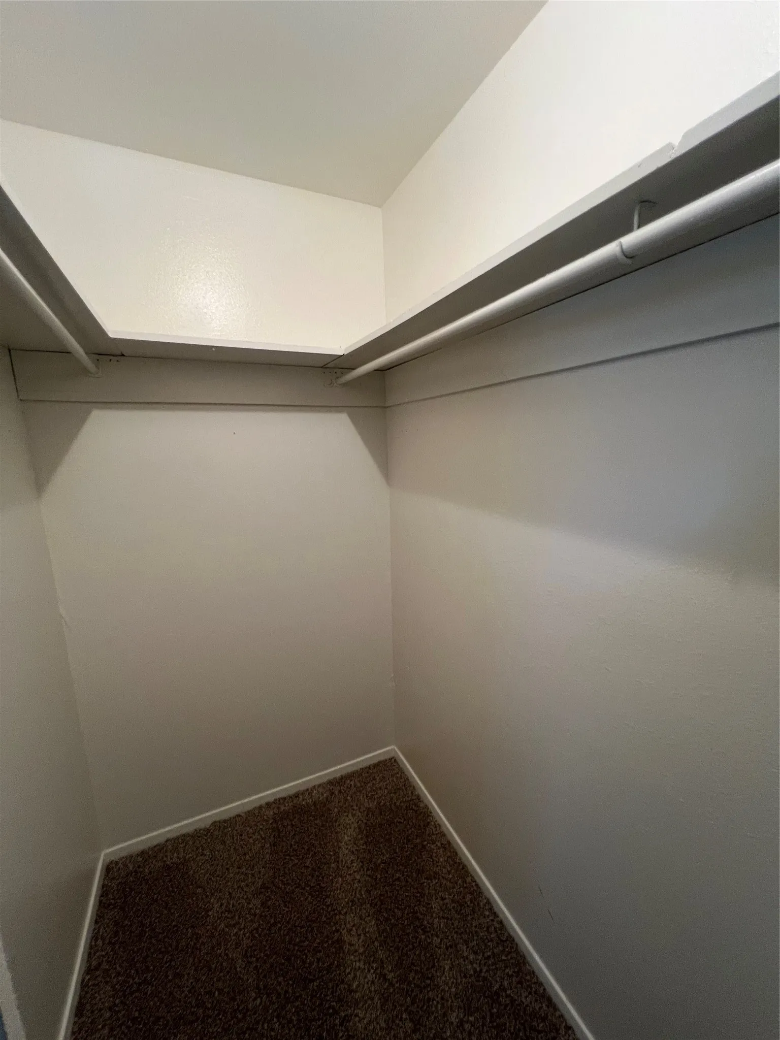 Apartment For Rent in Grayson County , 802 N Crockett Street C, Sherman, Texas 75090, 2 Bedroom, 1 Bathroom, Garage spaces, 898 Sqft, built in 1978, mls#21299063, Real Estate Agent in Sherman, Homes For Rent in Grayson county, Homes For Rent in Sherman, Realtor in Sherman Texas, Real Estate Brokerage Independent Realty Texas, Luminita Cordes Realtor