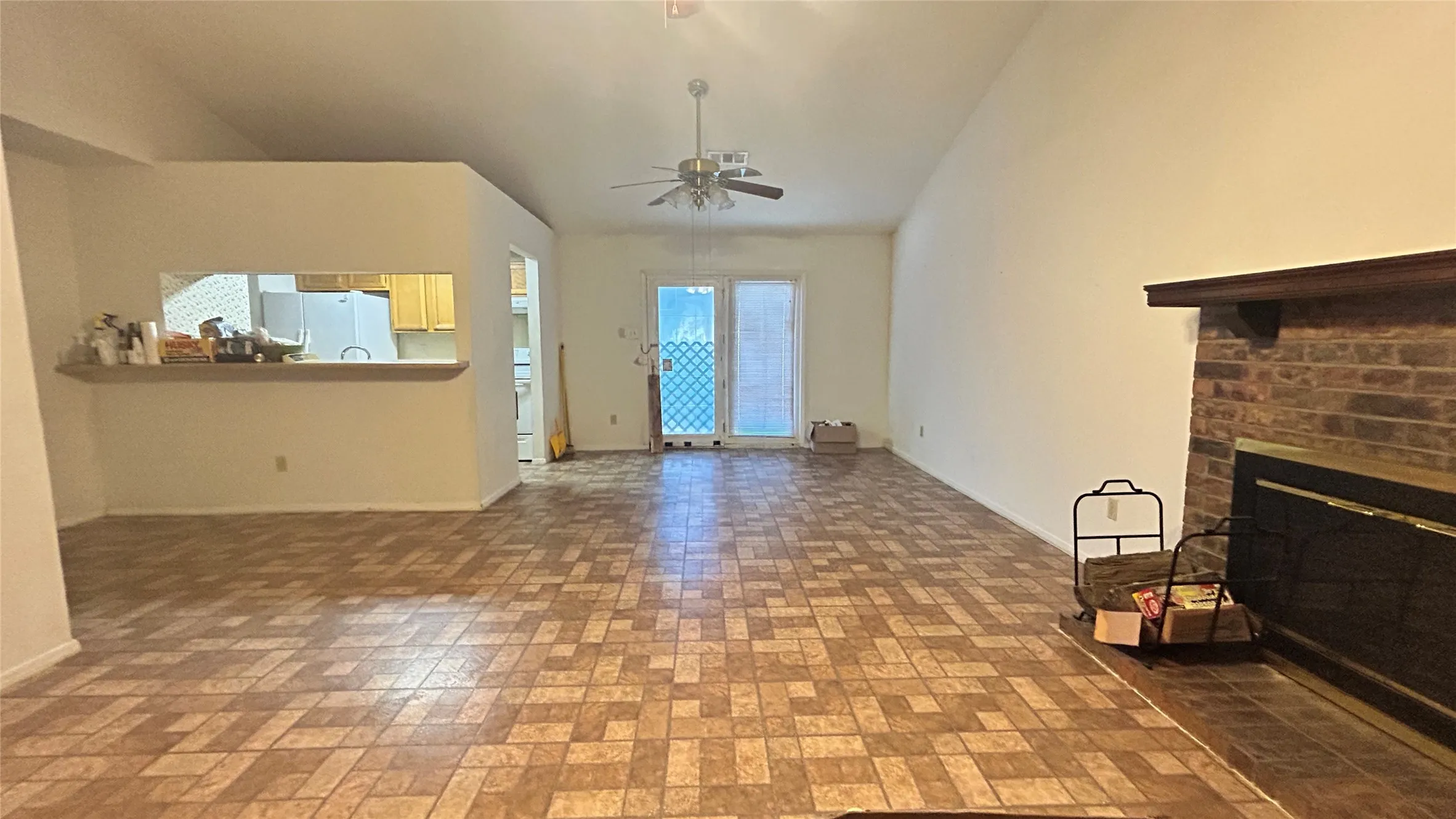 Single Family Residence For Sale in Tarrant County , 3904 Manzinita Street, Fort Worth, Texas 76137, 2 Bedroom, 1 Bathroom, Garage spaces, 1,022 Sqft, built in 1983, mls#21306024, Real Estate Agent in Fort Worth, Homes For Sale in Tarrant county, Homes For Sale in Fort Worth, Realtor in Fort Worth Texas, Real Estate Brokerage Independent Realty Texas, Luminita Cordes Realtor