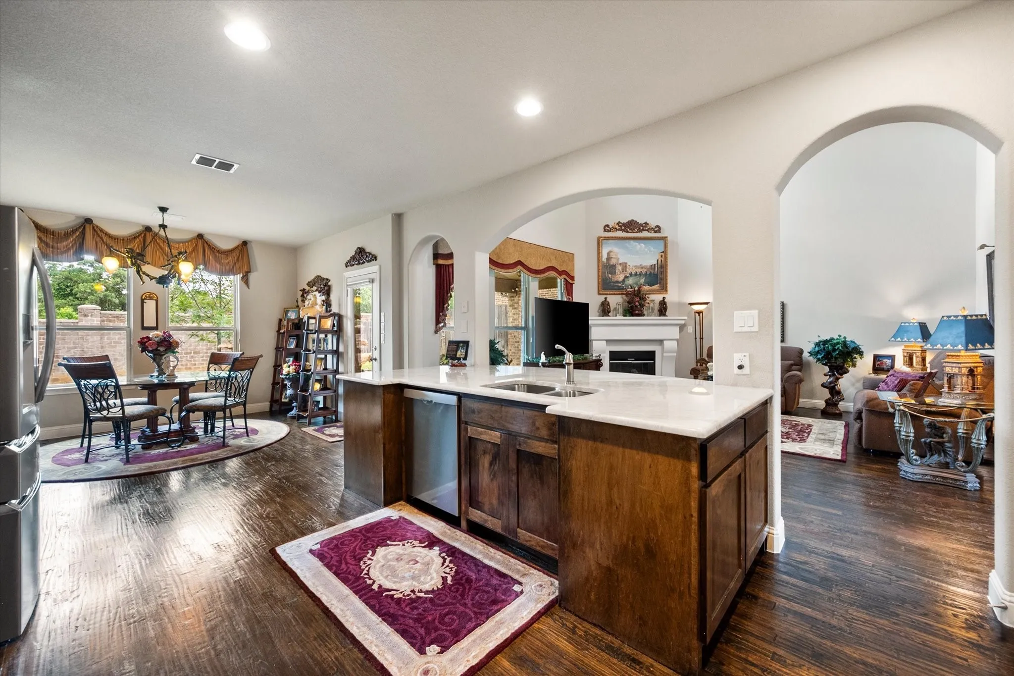 Arched entry ways througout the home.