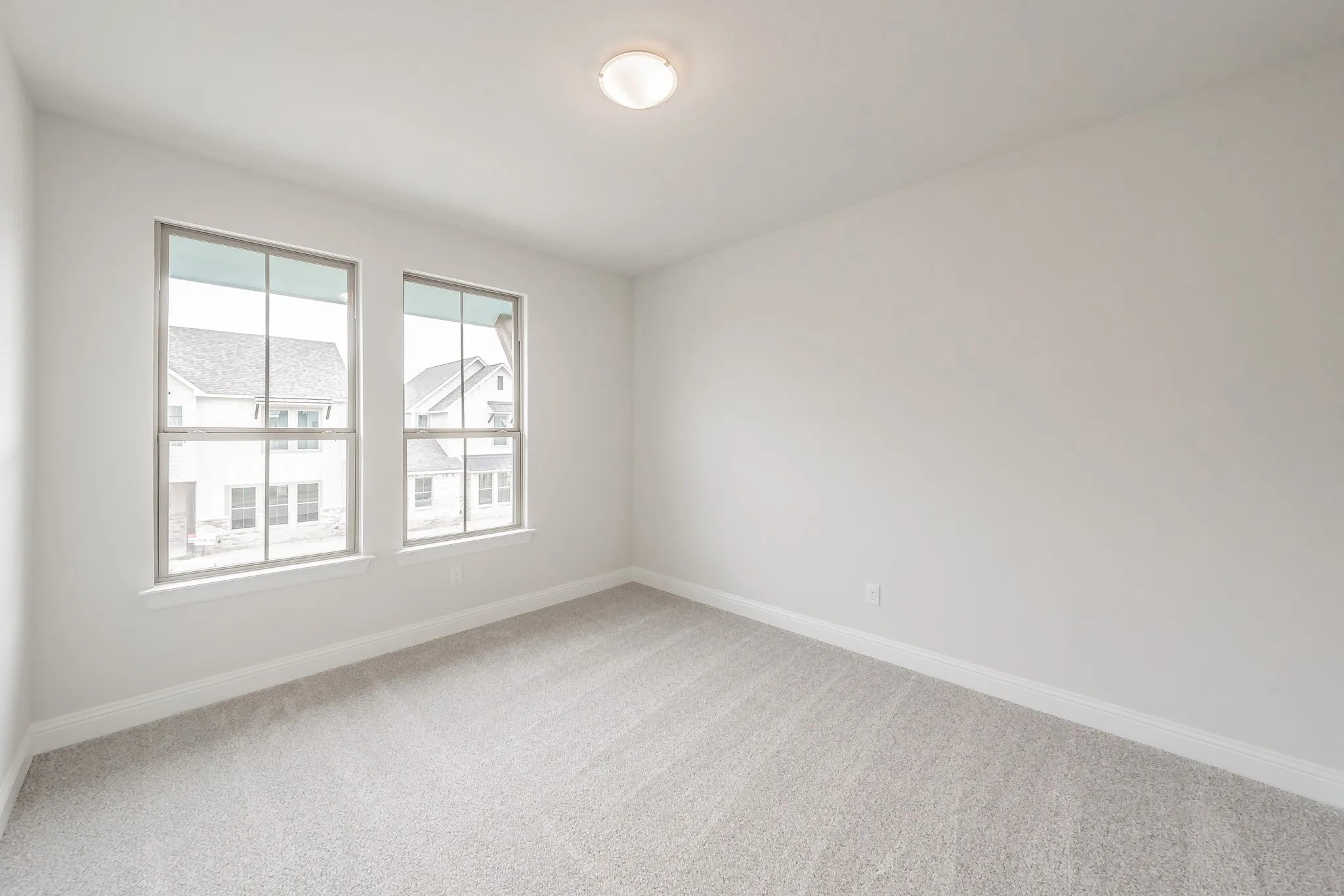 Single Family Residence For Rent in Tarrant County , 9709 Thorncrown Lane, Fort Worth, Texas 76179, 3 Bedroom, 3 Bathroom, 2 Garage spaces, 1,933 Sqft, built in 2022, mls#21306070, Real Estate Agent in Fort Worth, Homes For Rent in Tarrant county, Homes For Rent in Fort Worth, Realtor in Fort Worth Texas, Real Estate Brokerage Independent Realty Texas, Luminita Cordes Realtor