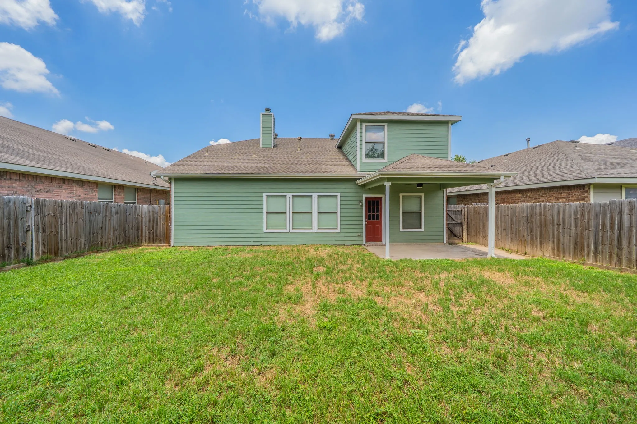 Single Family Residence For Sale in Tarrant County , 9885 Willowick Avenue, Fort Worth, Texas 76108, 4 Bedroom, 3 Bathroom, 2 Garage spaces, 2,312 Sqft, built in 2007, Price $315,000, mls#21306006, Real Estate Agent in Fort Worth, Homes For Sale in Tarrant county, Homes For Sale in Fort Worth, Realtor in Fort Worth Texas, Real Estate Brokerage Independent Realty Texas, Luminita Cordes Realtor