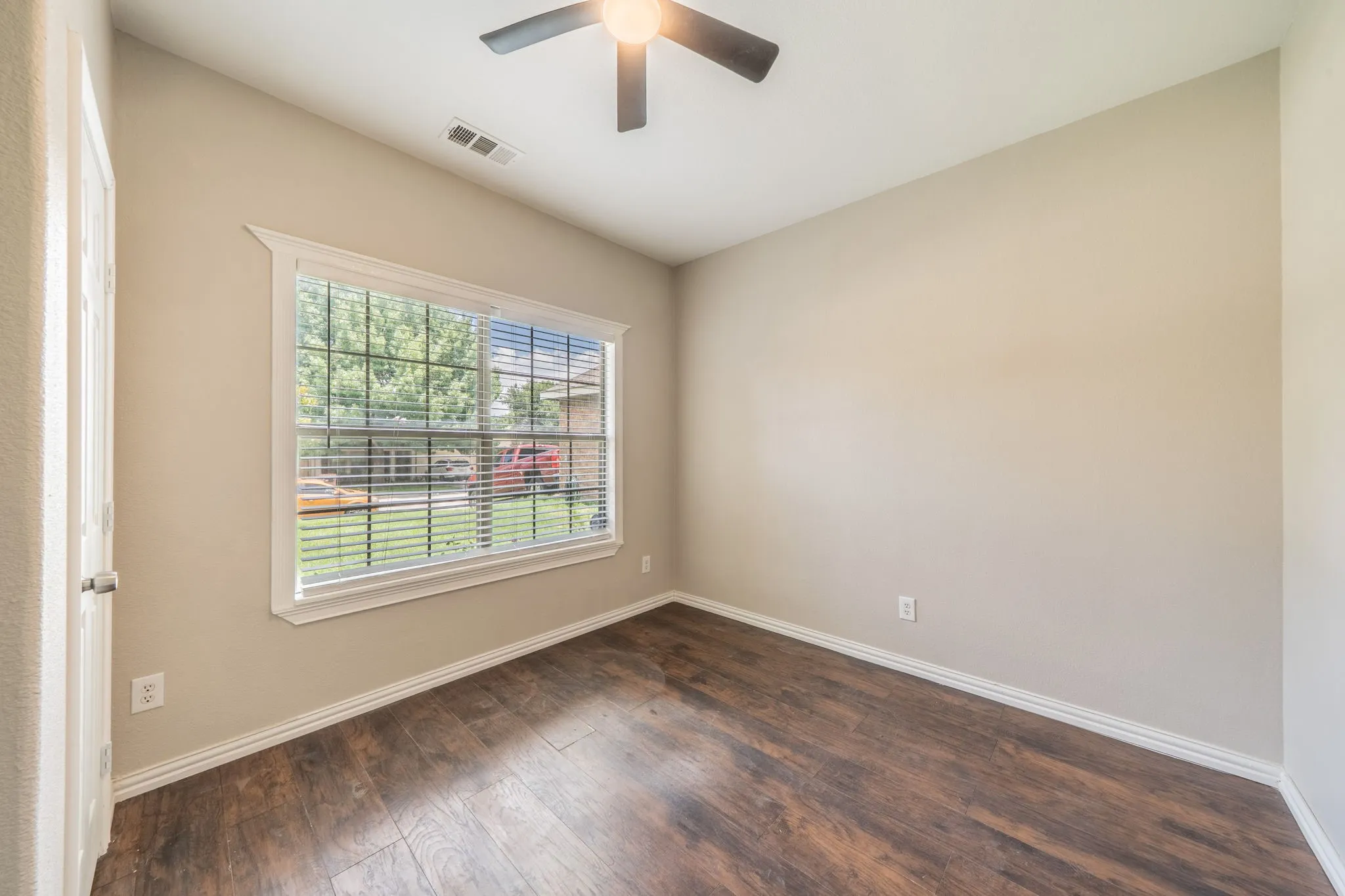 Single Family Residence For Sale in Tarrant County , 9885 Willowick Avenue, Fort Worth, Texas 76108, 4 Bedroom, 3 Bathroom, 2 Garage spaces, 2,312 Sqft, built in 2007, Price $315,000, mls#21306006, Real Estate Agent in Fort Worth, Homes For Sale in Tarrant county, Homes For Sale in Fort Worth, Realtor in Fort Worth Texas, Real Estate Brokerage Independent Realty Texas, Luminita Cordes Realtor