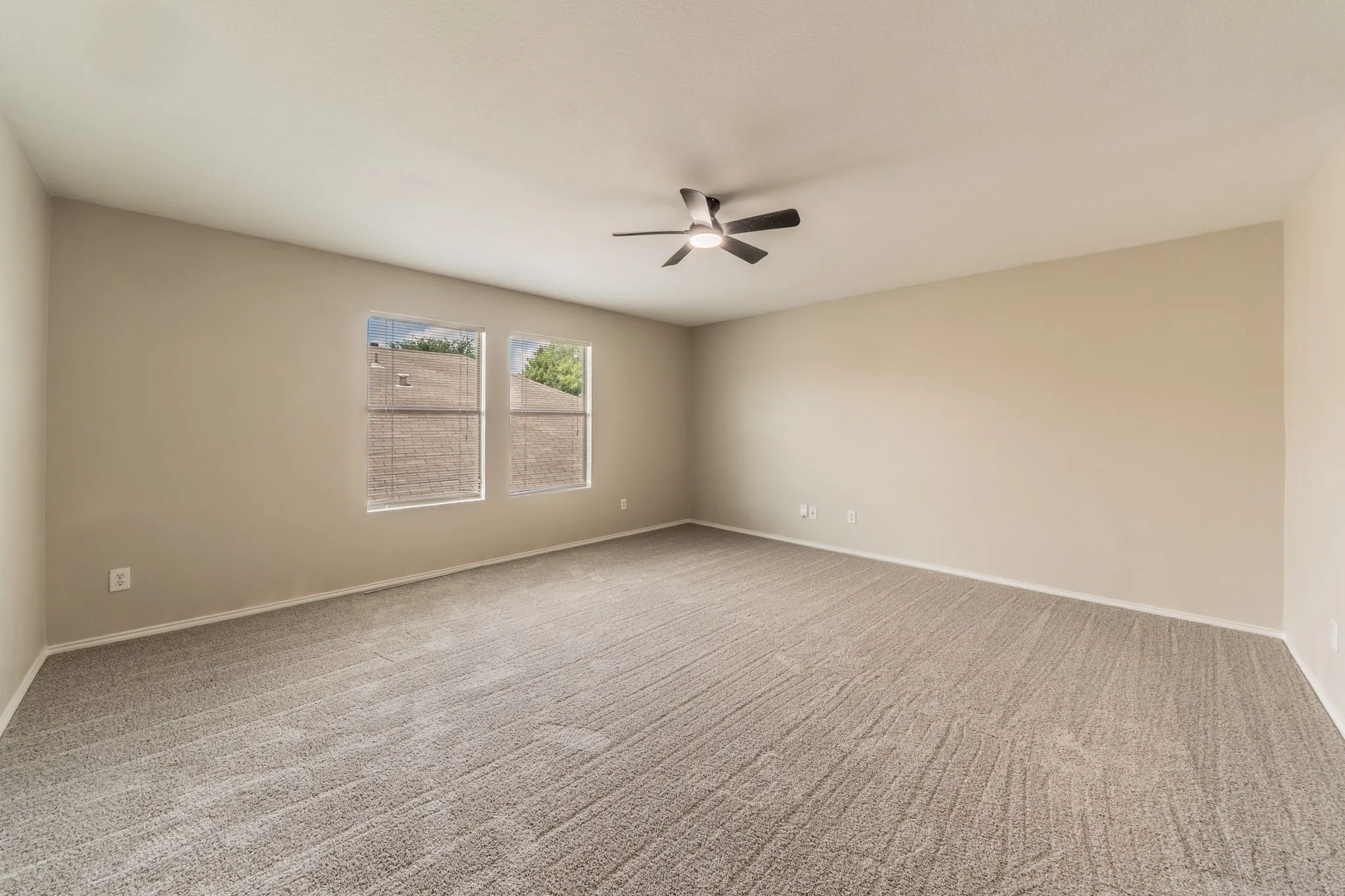 Single Family Residence For Sale in Tarrant County , 9885 Willowick Avenue, Fort Worth, Texas 76108, 4 Bedroom, 3 Bathroom, 2 Garage spaces, 2,312 Sqft, built in 2007, Price $315,000, mls#21306006, Real Estate Agent in Fort Worth, Homes For Sale in Tarrant county, Homes For Sale in Fort Worth, Realtor in Fort Worth Texas, Real Estate Brokerage Independent Realty Texas, Luminita Cordes Realtor