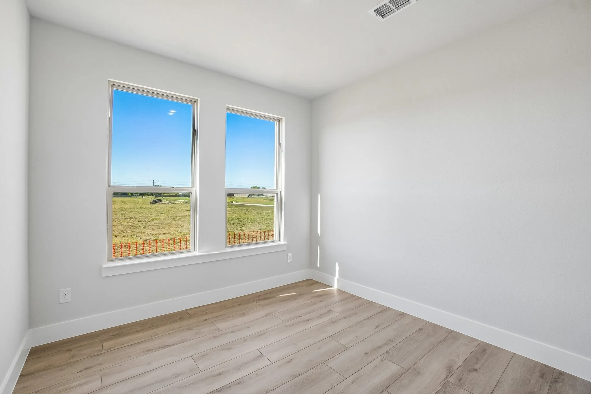 Single Family Residence For Sale in Denton County , 5209 Lily Creek Drive, Aubrey, Texas 76227, 4 Bedroom, 4 Bathroom, 2 Garage spaces, 3,447 Sqft, built in 2026, mls#21299638, Real Estate Agent in Aubrey, Homes For Sale in Denton county, Homes For Sale in Aubrey, Realtor in Aubrey Texas, Real Estate Brokerage Independent Realty Texas, Luminita Cordes Realtor