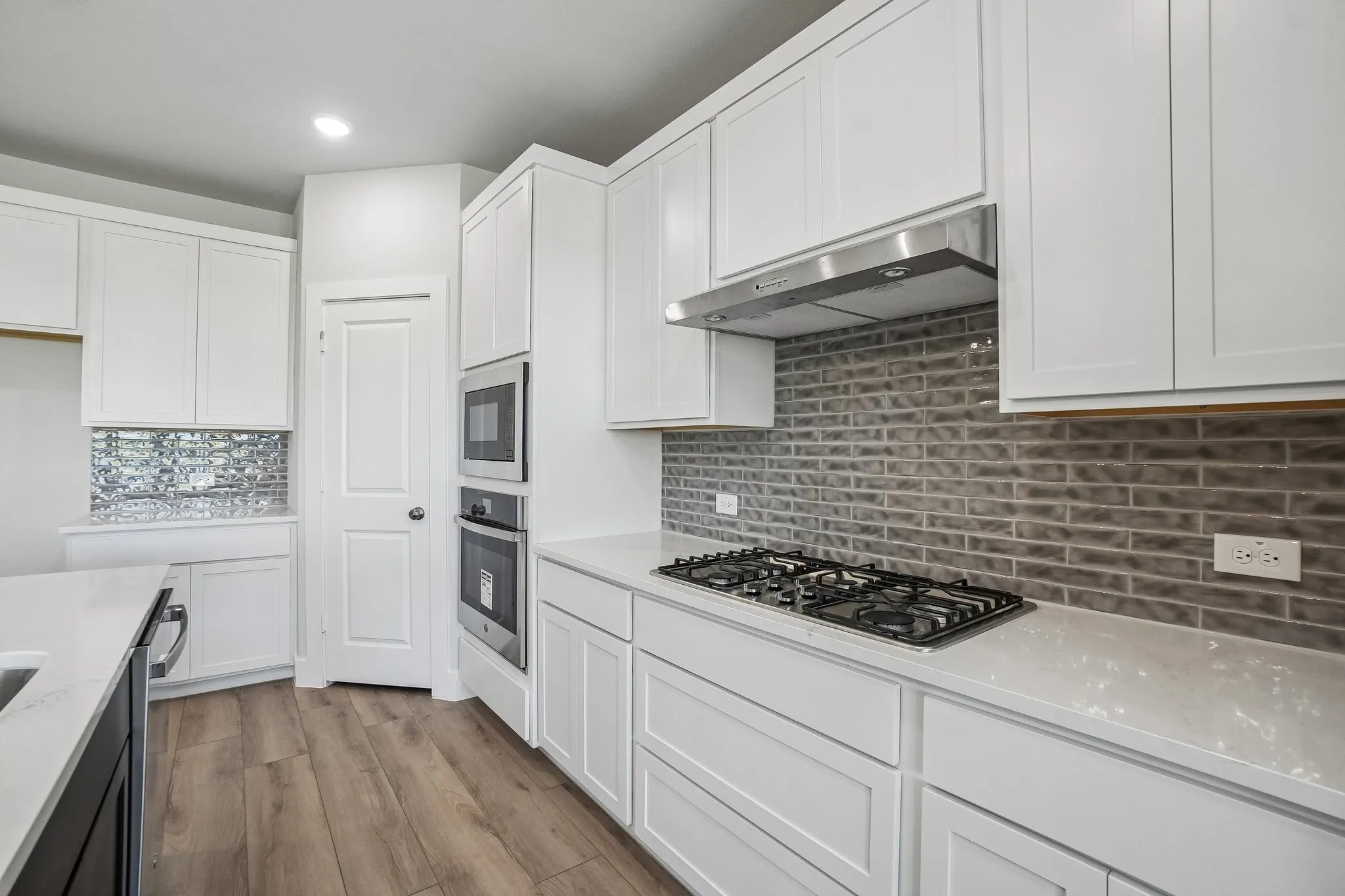 Single Family Residence For Sale in Denton County , 5209 Lily Creek Drive, Aubrey, Texas 76227, 4 Bedroom, 4 Bathroom, 2 Garage spaces, 3,447 Sqft, built in 2026, mls#21299638, Real Estate Agent in Aubrey, Homes For Sale in Denton county, Homes For Sale in Aubrey, Realtor in Aubrey Texas, Real Estate Brokerage Independent Realty Texas, Luminita Cordes Realtor