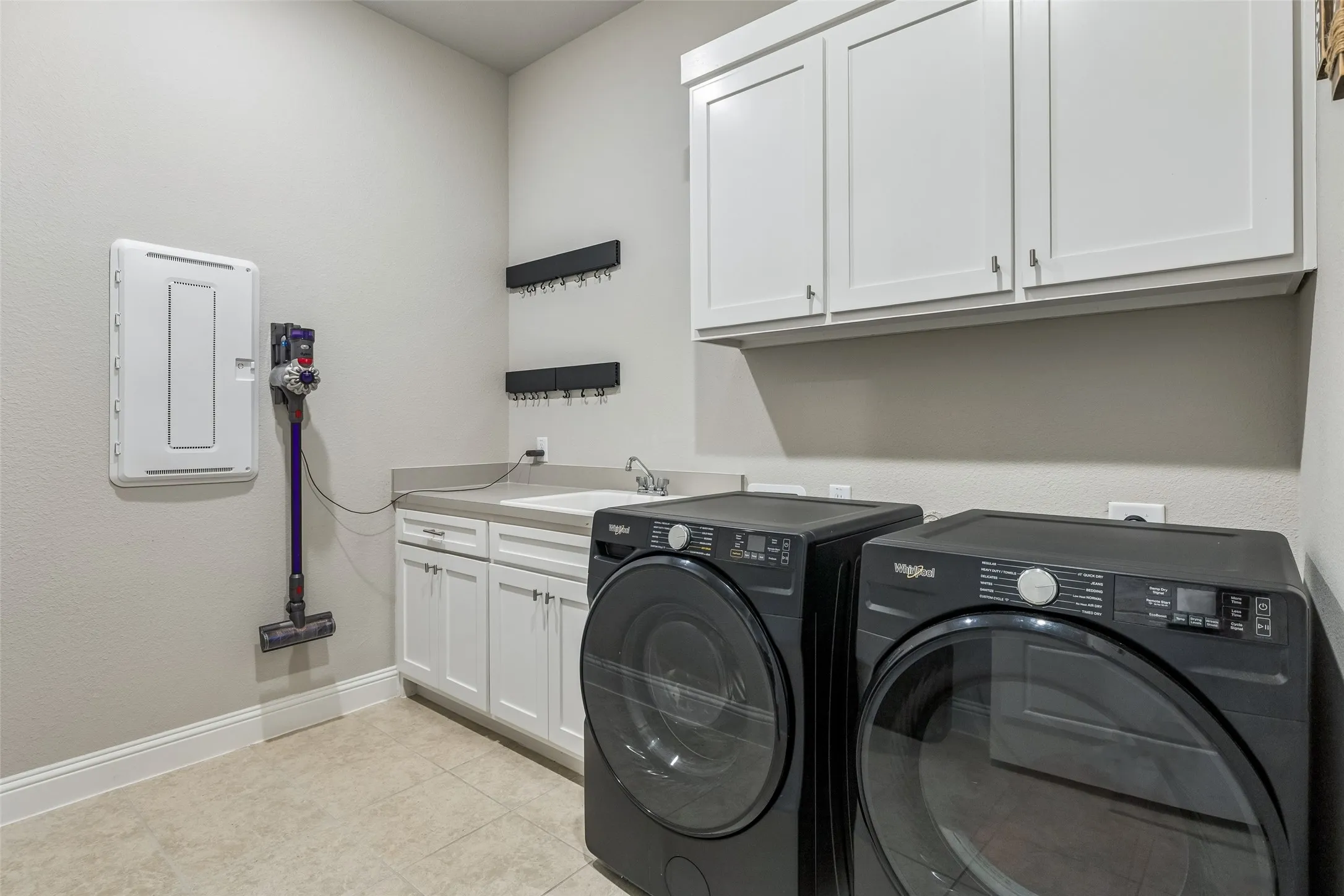 Single Family Residence For Sale in Dallas County , 8914 Edna Place, Rowlett, Texas 75089, 4 Bedroom, 3 Bathroom, 3 Garage spaces, 2,614 Sqft, built in 2023, mls#21305433, Real Estate Agent in Rowlett, Homes For Sale in Dallas county, Homes For Sale in Rowlett, Realtor in Rowlett Texas, Real Estate Brokerage Independent Realty Texas, Luminita Cordes Realtor