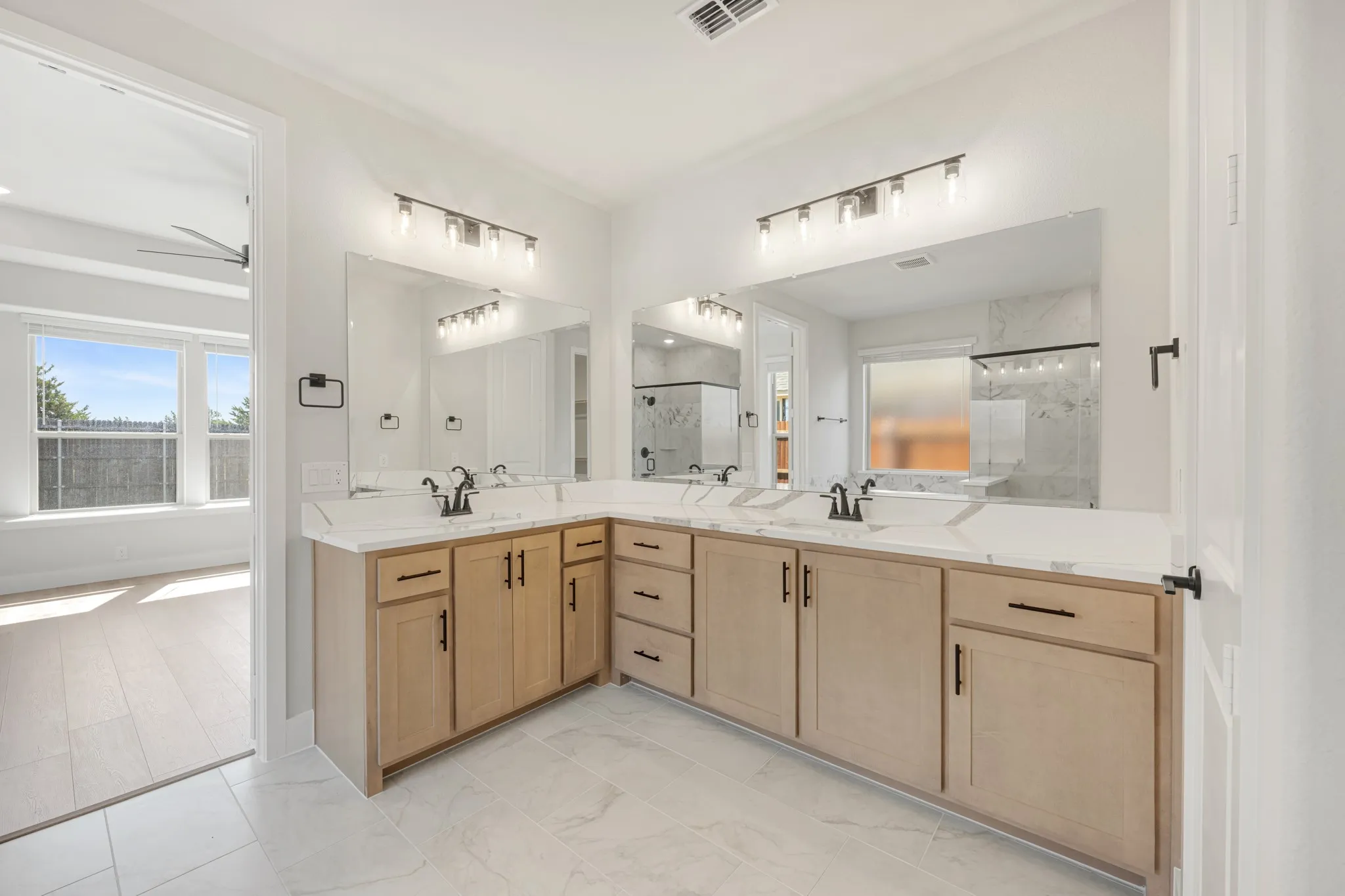 Single Family Residence For Sale in Ellis County , 938 Cardinal Drive, Midlothian, Texas 76065, 4 Bedroom, 4 Bathroom, 2 Garage spaces, 3,478 Sqft, built in 2026, mls#21306125, Real Estate Agent in Midlothian, Homes For Sale in Ellis county, Homes For Sale in Midlothian, Realtor in Midlothian Texas, Real Estate Brokerage Independent Realty Texas, Luminita Cordes Realtor