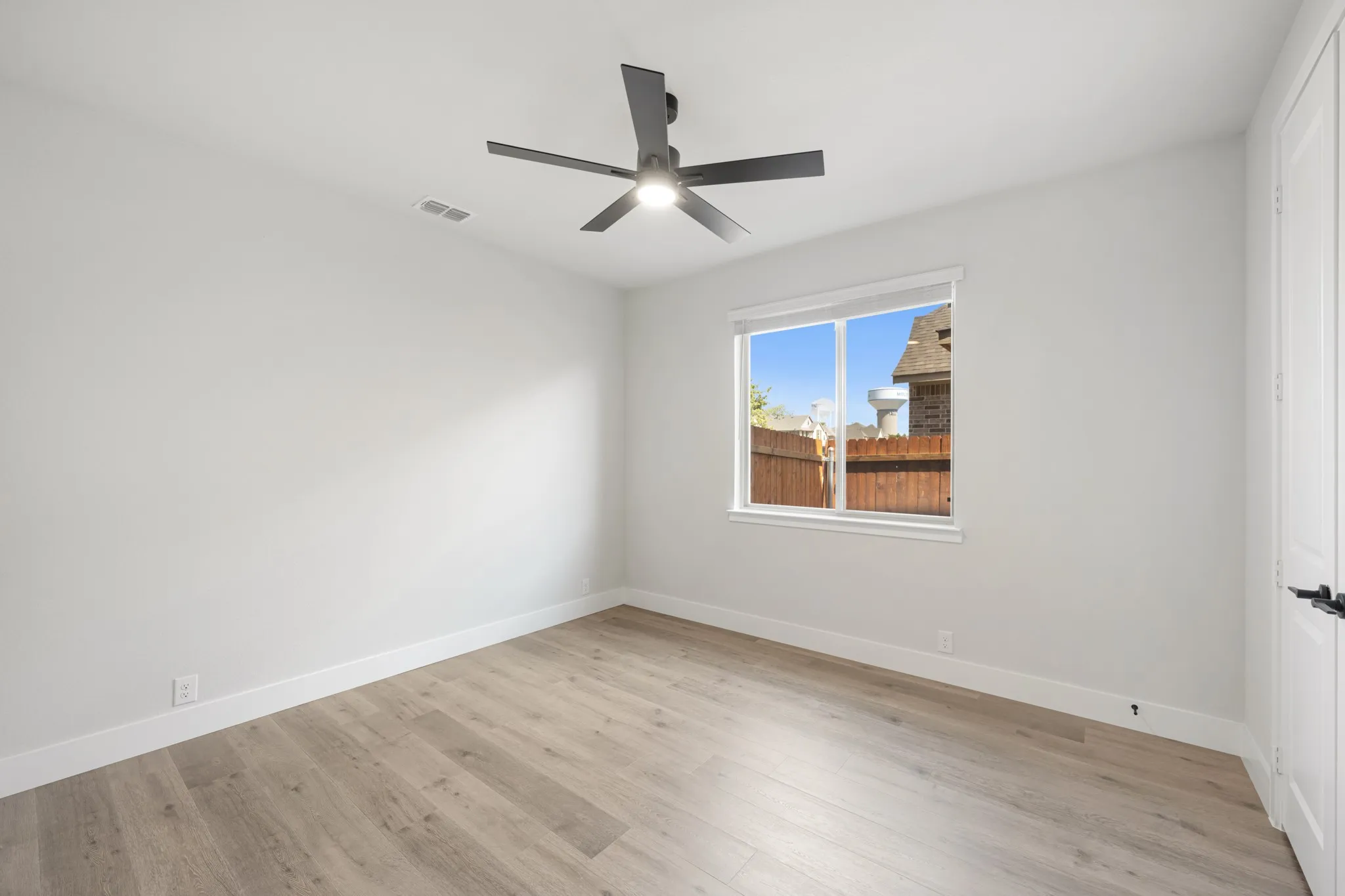 Single Family Residence For Sale in Ellis County , 938 Cardinal Drive, Midlothian, Texas 76065, 4 Bedroom, 4 Bathroom, 2 Garage spaces, 3,478 Sqft, built in 2026, mls#21306125, Real Estate Agent in Midlothian, Homes For Sale in Ellis county, Homes For Sale in Midlothian, Realtor in Midlothian Texas, Real Estate Brokerage Independent Realty Texas, Luminita Cordes Realtor