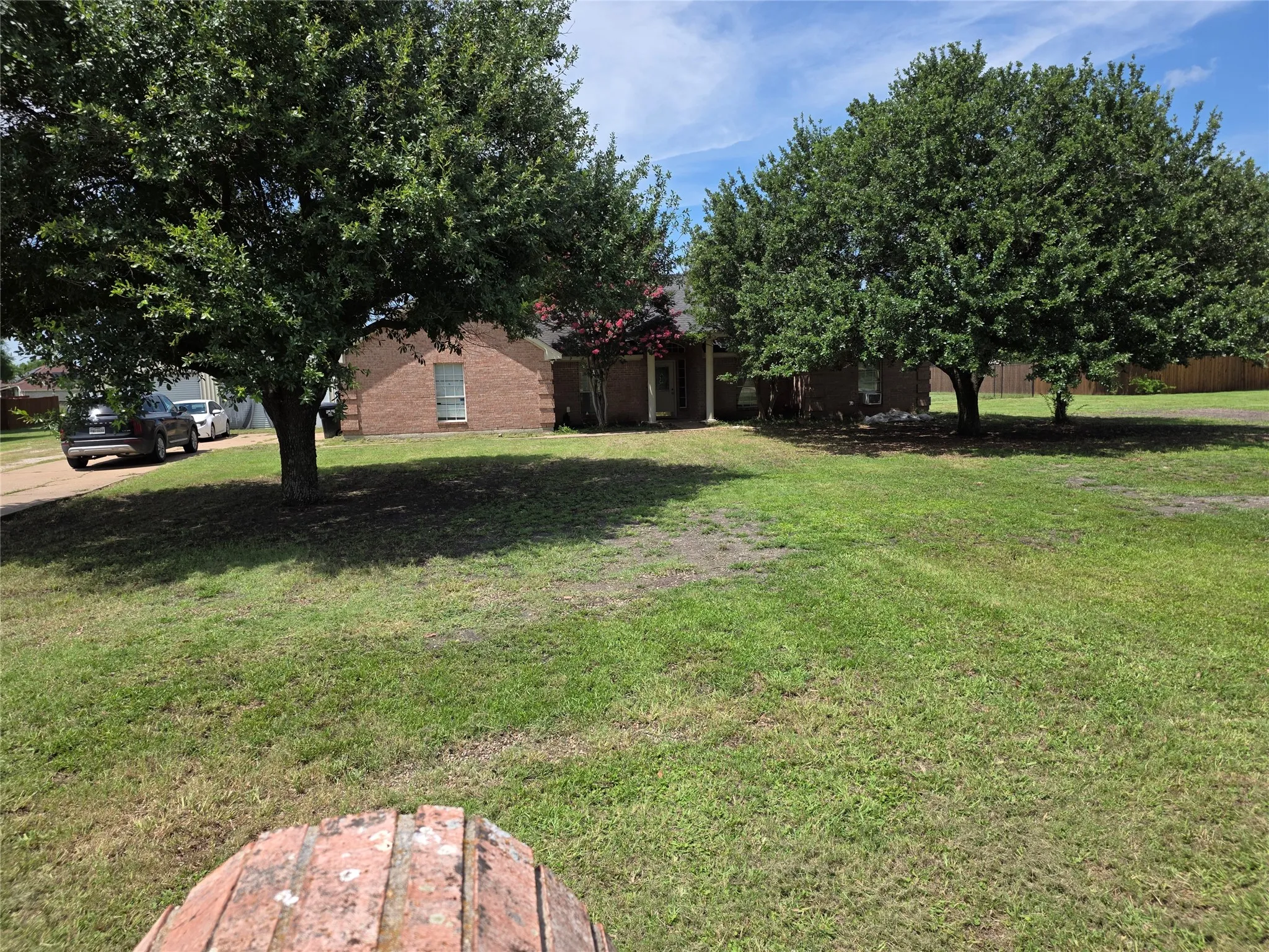 Single Family Residence For Sale in Collin County , 610 Cross Fence Drive, Lowry Crossing, Texas 75069, 4 Bedroom, 2 Bathroom, 2 Garage spaces, 1,946 Sqft, built in 1998, Price $600,000, mls#21304075, Real Estate Agent in Lowry Crossing, Homes For Sale in Collin county, Homes For Sale in Lowry Crossing, Realtor in Lowry Crossing Texas, Real Estate Brokerage Independent Realty Texas, Luminita Cordes Realtor