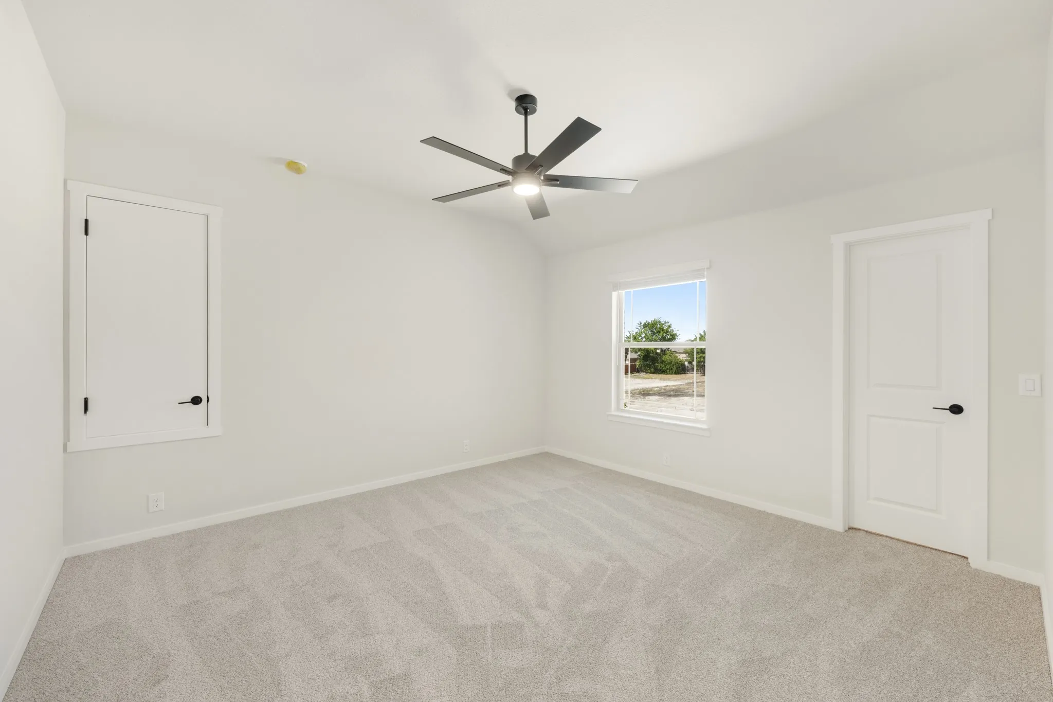 Single Family Residence For Sale in Ellis County , 930 Cardinal Drive, Midlothian, Texas 76065, 5 Bedroom, 4 Bathroom, 2 Garage spaces, 3,696 Sqft, built in 2026, mls#21306141, Real Estate Agent in Midlothian, Homes For Sale in Ellis county, Homes For Sale in Midlothian, Realtor in Midlothian Texas, Real Estate Brokerage Independent Realty Texas, Luminita Cordes Realtor