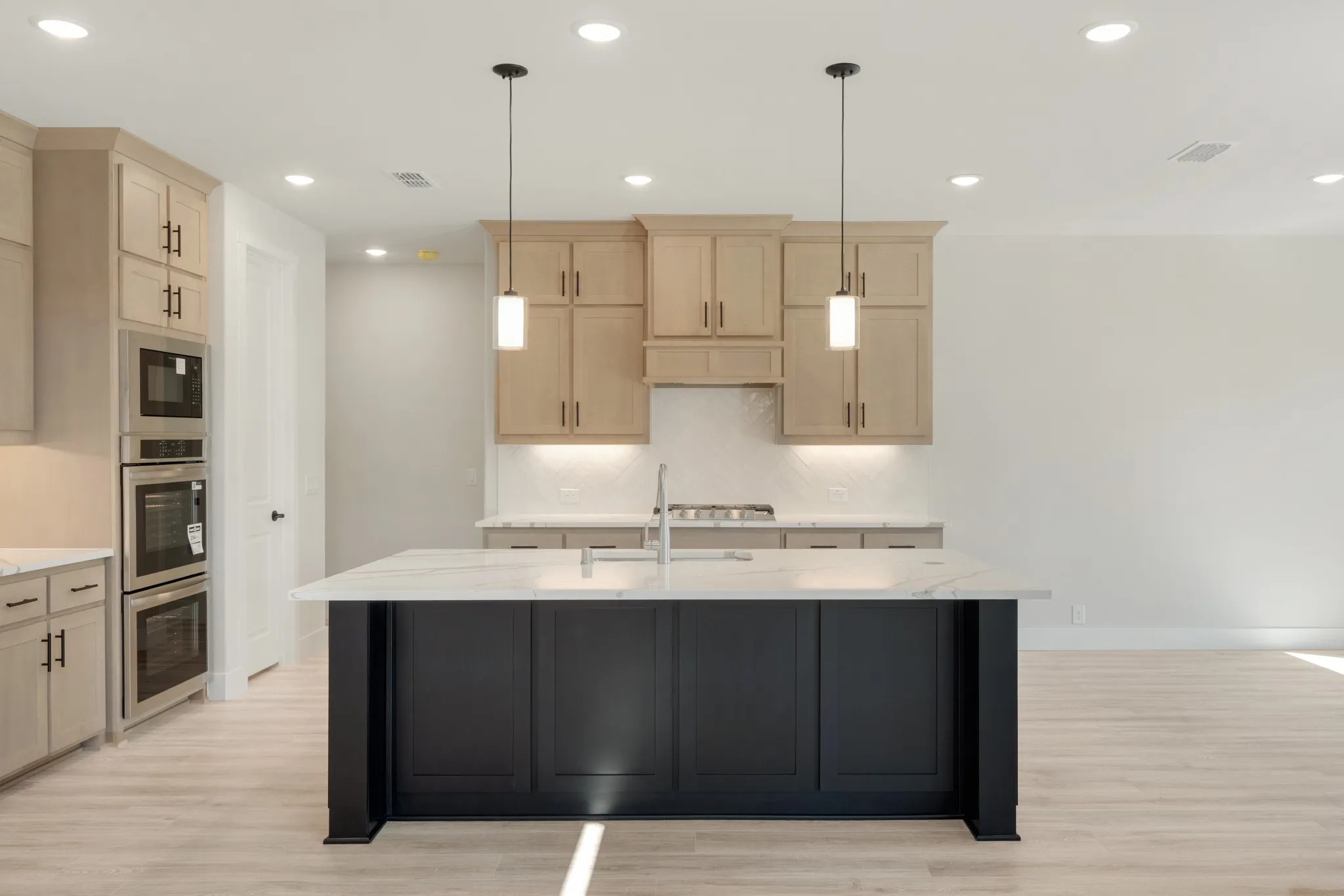 Single Family Residence For Sale in Ellis County , 930 Cardinal Drive, Midlothian, Texas 76065, 5 Bedroom, 4 Bathroom, 2 Garage spaces, 3,696 Sqft, built in 2026, mls#21306141, Real Estate Agent in Midlothian, Homes For Sale in Ellis county, Homes For Sale in Midlothian, Realtor in Midlothian Texas, Real Estate Brokerage Independent Realty Texas, Luminita Cordes Realtor