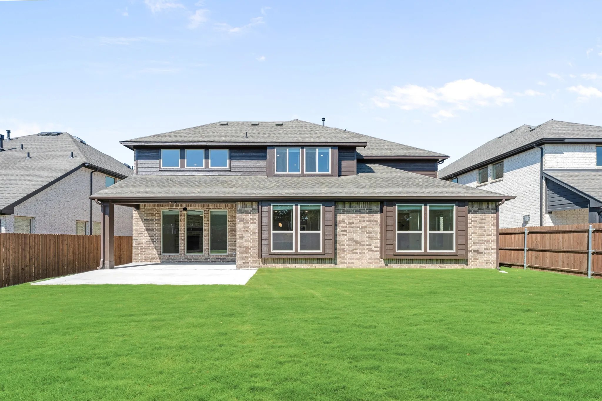 Single Family Residence For Sale in Ellis County , 930 Cardinal Drive, Midlothian, Texas 76065, 5 Bedroom, 4 Bathroom, 2 Garage spaces, 3,696 Sqft, built in 2026, mls#21306141, Real Estate Agent in Midlothian, Homes For Sale in Ellis county, Homes For Sale in Midlothian, Realtor in Midlothian Texas, Real Estate Brokerage Independent Realty Texas, Luminita Cordes Realtor