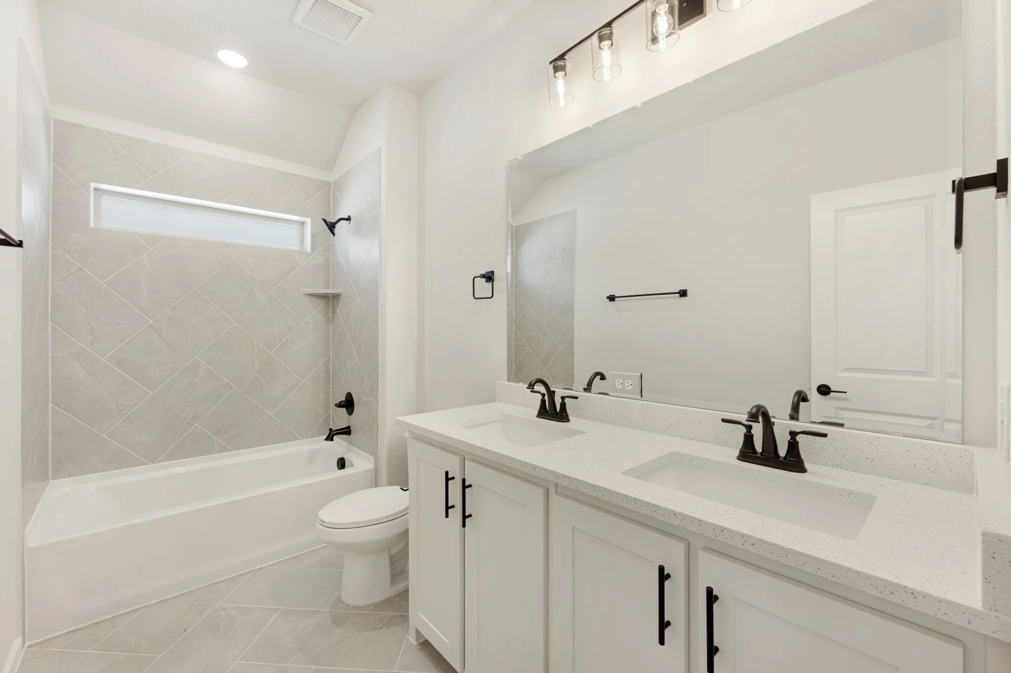 Single Family Residence For Sale in Ellis County , 930 Cardinal Drive, Midlothian, Texas 76065, 5 Bedroom, 4 Bathroom, 2 Garage spaces, 3,696 Sqft, built in 2026, mls#21306141, Real Estate Agent in Midlothian, Homes For Sale in Ellis county, Homes For Sale in Midlothian, Realtor in Midlothian Texas, Real Estate Brokerage Independent Realty Texas, Luminita Cordes Realtor