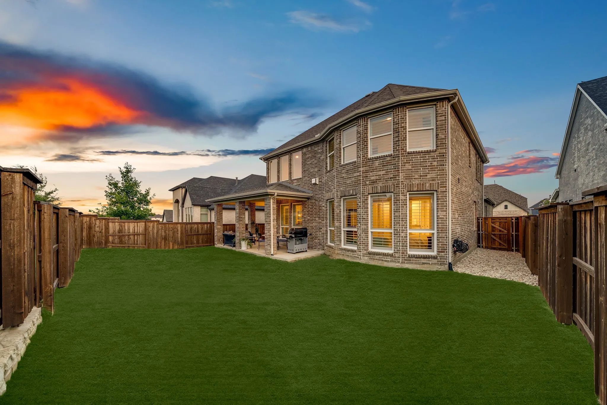 Single Family Residence For Sale in Denton County , 4160 Silver Spur Drive, Prosper, Texas 75078, 4 Bedroom, 4 Bathroom, 2 Garage spaces, 3,537 Sqft, built in 2021, mls#21304394, Real Estate Agent in Prosper, Homes For Sale in Denton county, Homes For Sale in Prosper, Realtor in Prosper Texas, Real Estate Brokerage Independent Realty Texas, Luminita Cordes Realtor
