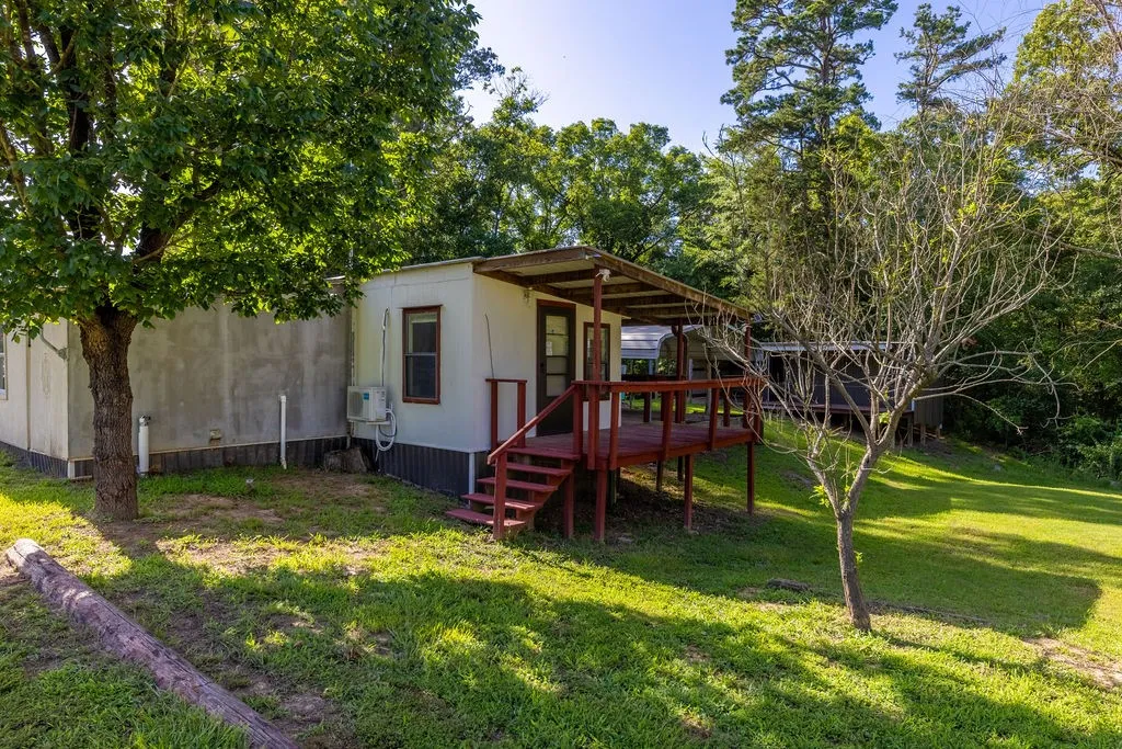 Single Family Residence For Sale in Franklin (TX) County , 102 Sandy Main Road, Scroggins, Texas 75480, 1 Bedroom, 1 Bathroom, Garage spaces, 552 Sqft, built in 2011, mls#21304579, Real Estate Agent in Scroggins, Homes For Sale in Franklin (TX) county, Homes For Sale in Scroggins, Realtor in Scroggins Texas, Real Estate Brokerage Independent Realty Texas, Luminita Cordes Realtor
