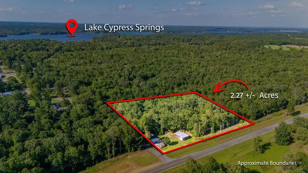 Single Family Residence For Sale in Franklin (TX) County , 102 Sandy Main Road, Scroggins, Texas 75480, 1 Bedroom, 1 Bathroom, Garage spaces, 552 Sqft, built in 2011, mls#21304579, Real Estate Agent in Scroggins, Homes For Sale in Franklin (TX) county, Homes For Sale in Scroggins, Realtor in Scroggins Texas, Real Estate Brokerage Independent Realty Texas, Luminita Cordes Realtor
