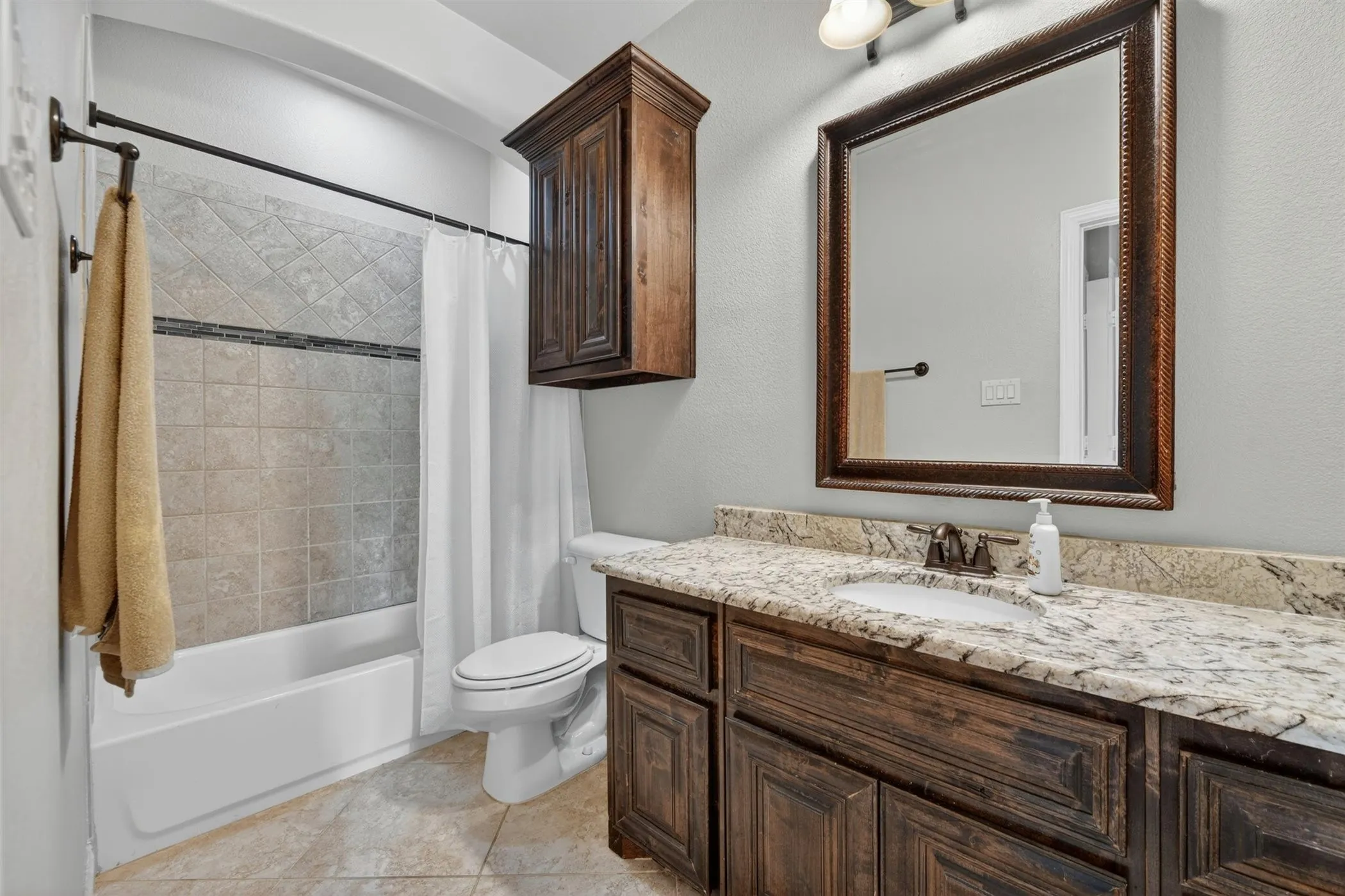 Second full bathroom upstairs