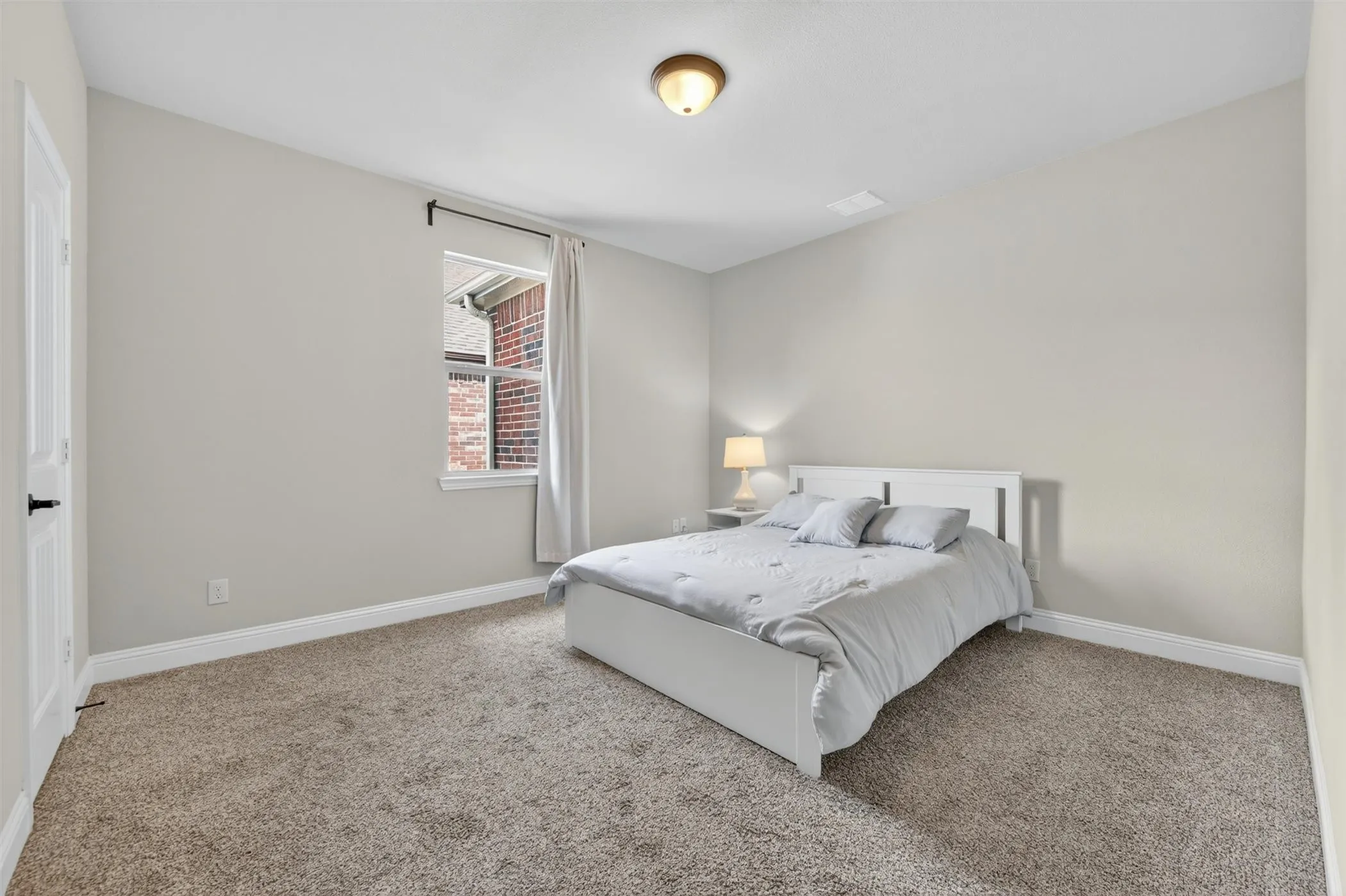 Single Family Residence For Sale in Collin County , 2213 Leonardo Court, Plano, Texas 75025, 4 Bedroom, 4 Bathroom, 2 Garage spaces, 3,224 Sqft, built in 2015, mls#21216240, Real Estate Agent in Plano, Homes For Sale in Collin county, Homes For Sale in Plano, Realtor in Plano Texas, Real Estate Brokerage Independent Realty Texas, Luminita Cordes Realtor