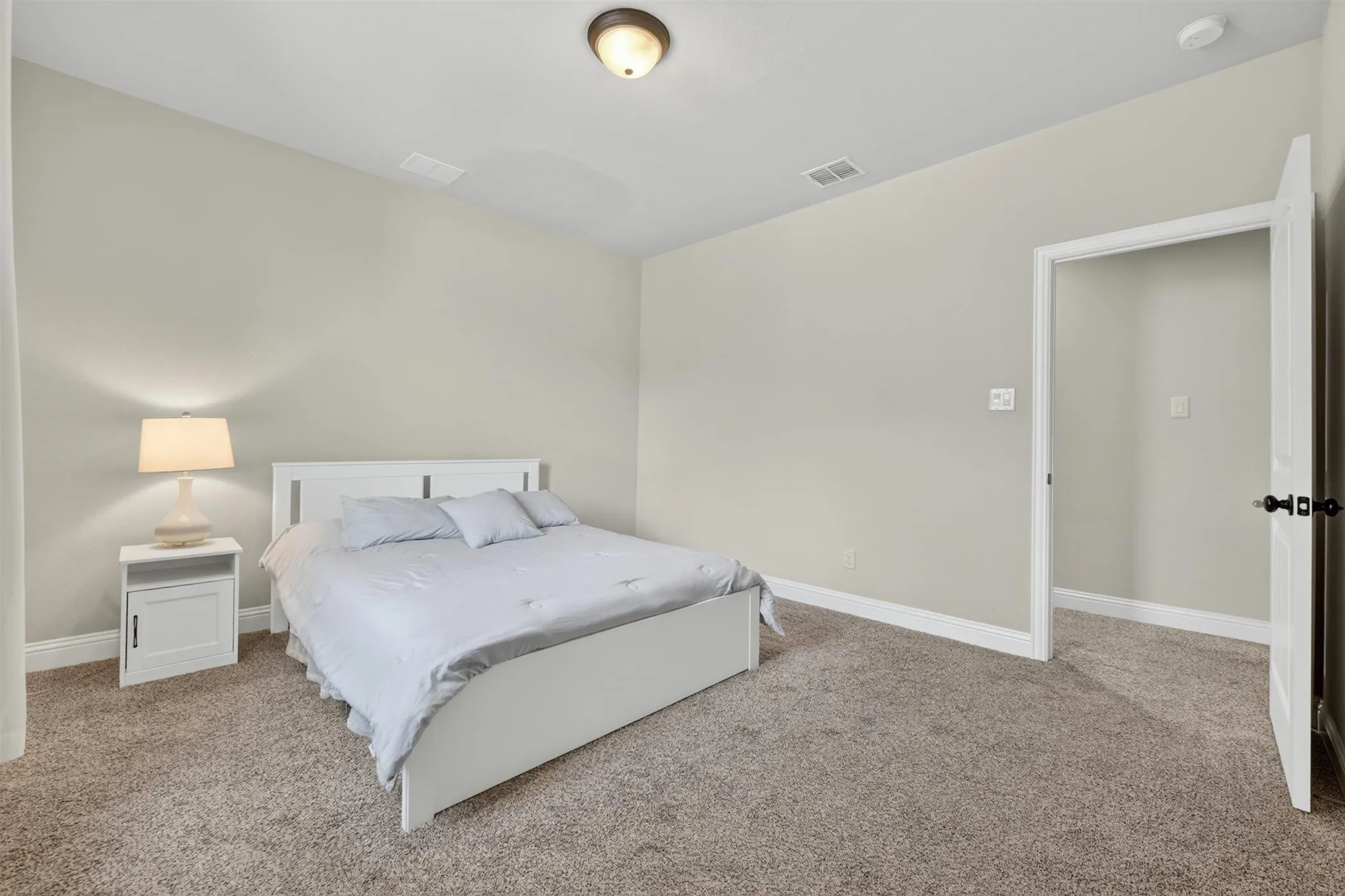 Single Family Residence For Sale in Collin County , 2213 Leonardo Court, Plano, Texas 75025, 4 Bedroom, 4 Bathroom, 2 Garage spaces, 3,224 Sqft, built in 2015, mls#21216240, Real Estate Agent in Plano, Homes For Sale in Collin county, Homes For Sale in Plano, Realtor in Plano Texas, Real Estate Brokerage Independent Realty Texas, Luminita Cordes Realtor