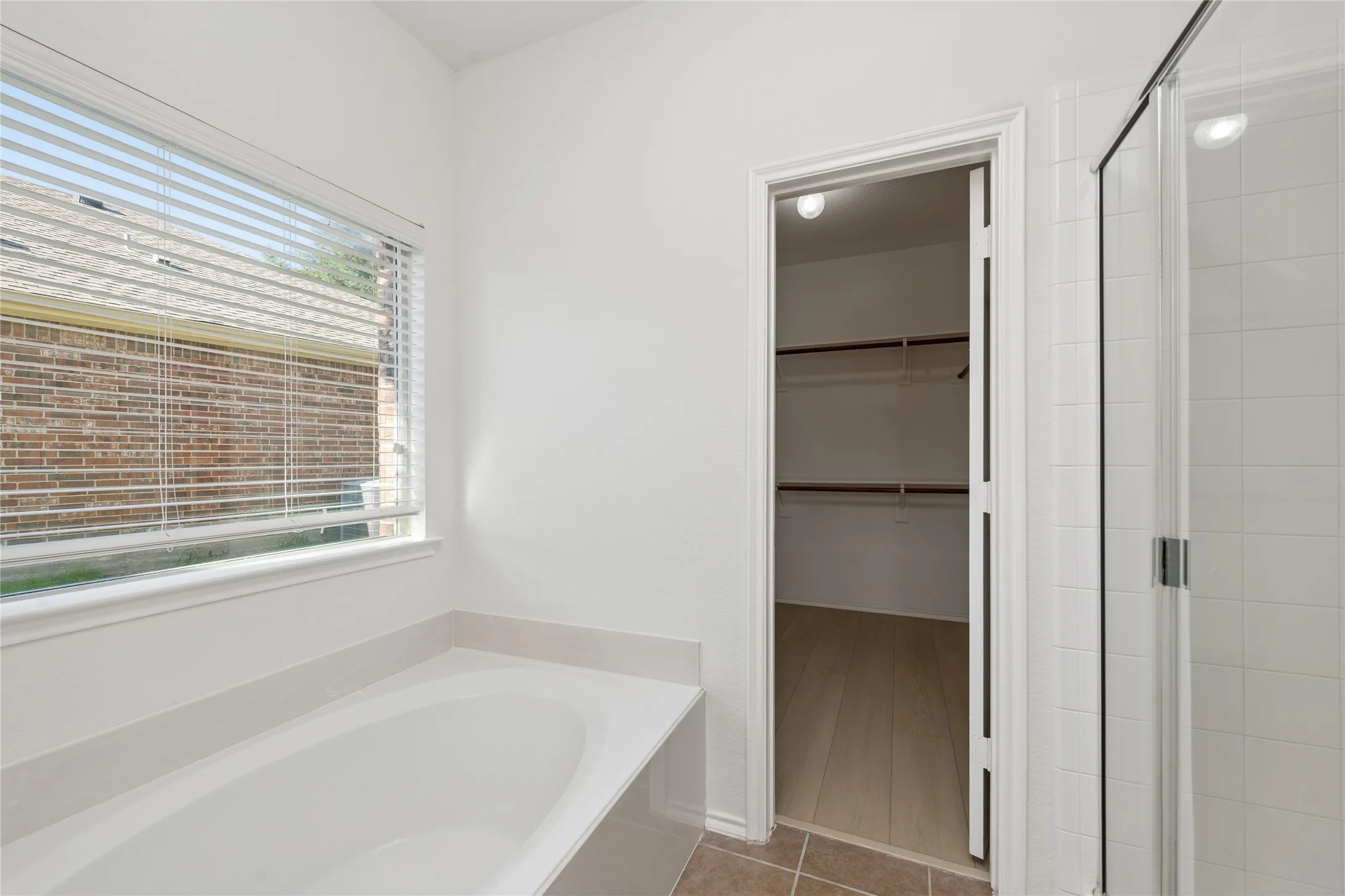 Single Family Residence For Sale in Collin County , 5209 Rustic Ridge Drive, Mc Kinney, Texas 75071, 4 Bedroom, 3 Bathroom, 2 Garage spaces, 2,916 Sqft, built in 2010, mls#21305673, Real Estate Agent in Mc Kinney, Homes For Sale in Collin county, Homes For Sale in Mc Kinney, Realtor in Mc Kinney Texas, Real Estate Brokerage Independent Realty Texas, Luminita Cordes Realtor