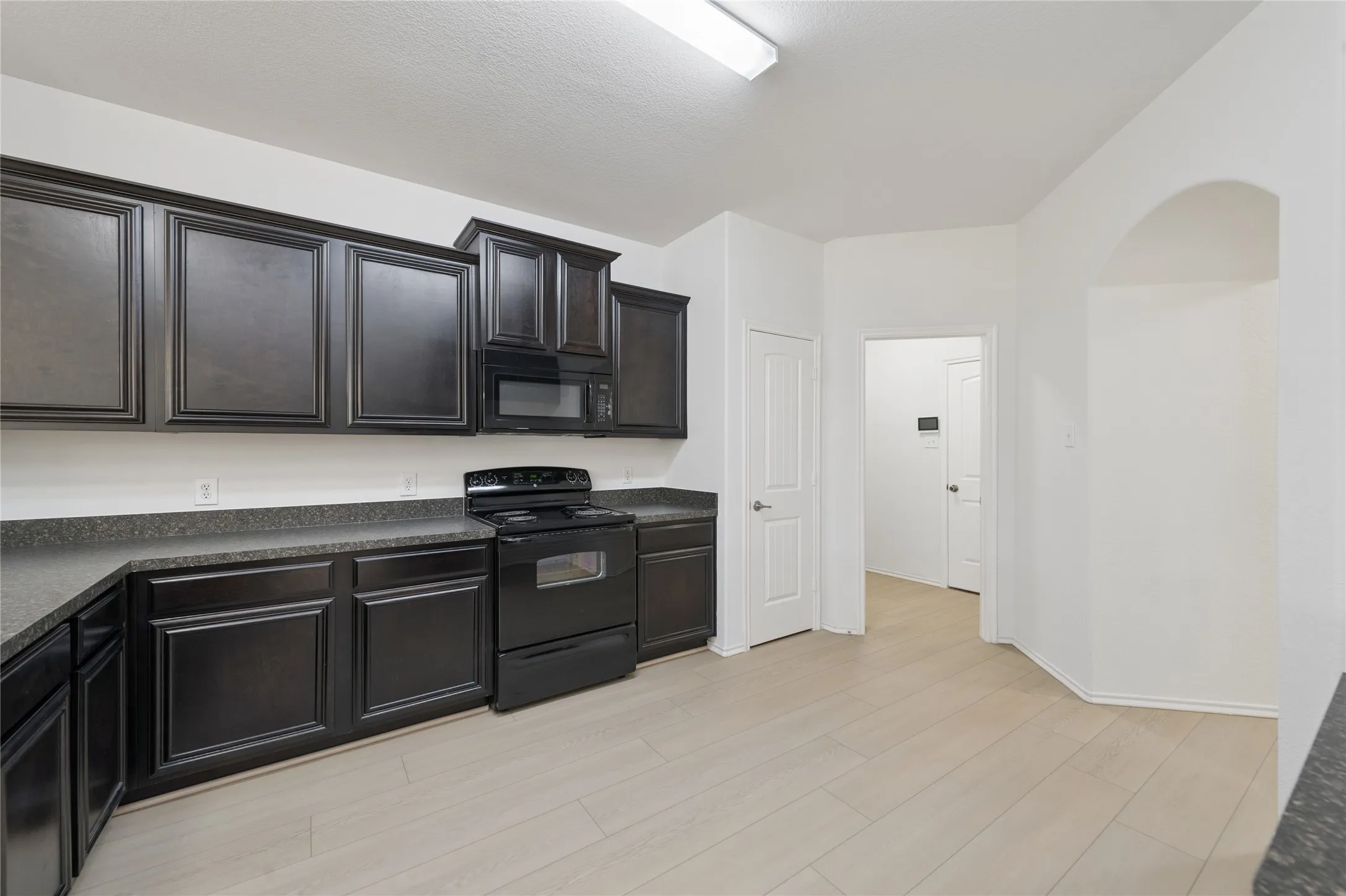 Single Family Residence For Sale in Collin County , 5209 Rustic Ridge Drive, Mc Kinney, Texas 75071, 4 Bedroom, 3 Bathroom, 2 Garage spaces, 2,916 Sqft, built in 2010, mls#21305673, Real Estate Agent in Mc Kinney, Homes For Sale in Collin county, Homes For Sale in Mc Kinney, Realtor in Mc Kinney Texas, Real Estate Brokerage Independent Realty Texas, Luminita Cordes Realtor