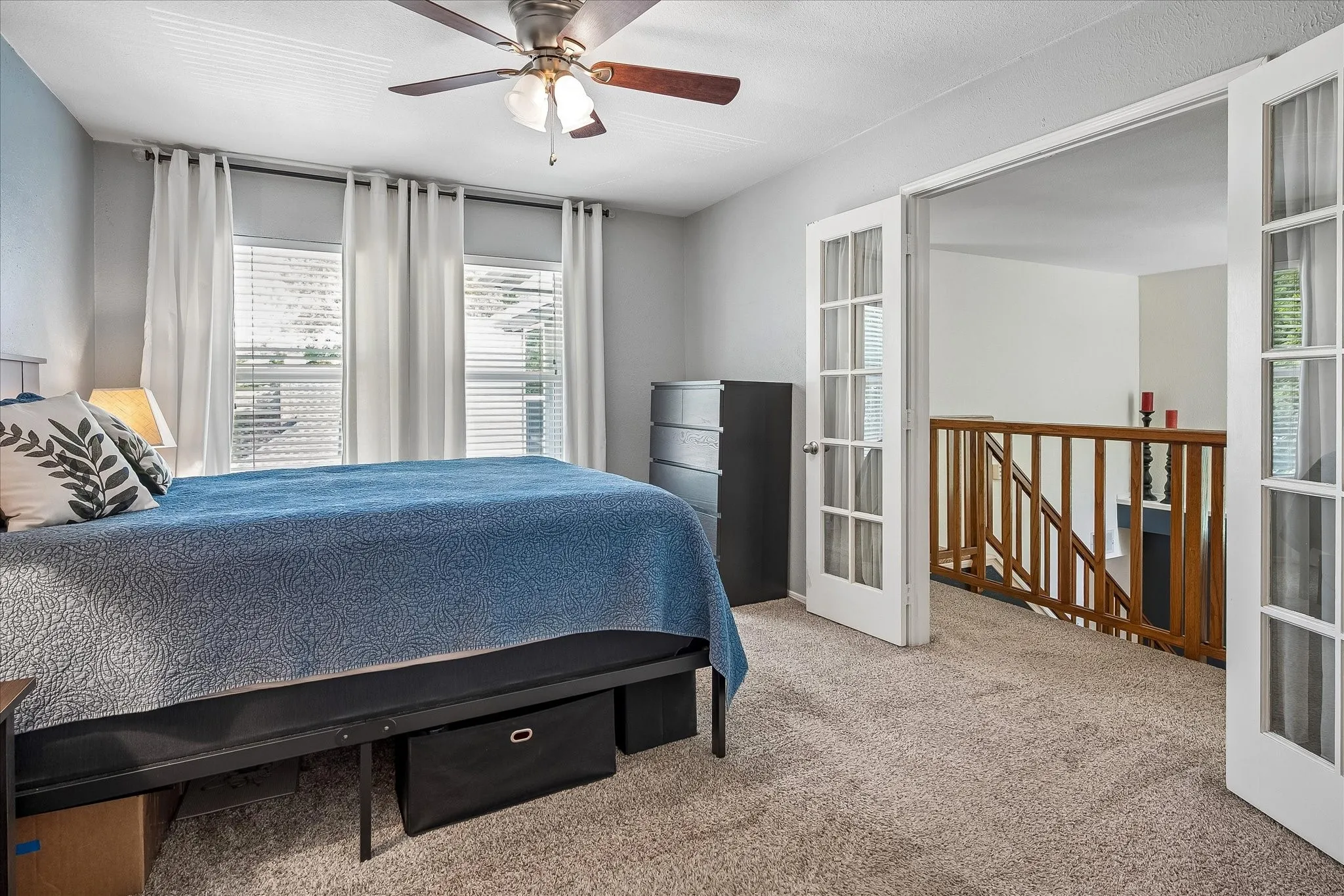 Single Family Residence For Sale in Dallas County , 301 Stoneledge Drive, Irving, Texas 75063, 2 Bedroom, 3 Bathroom, 1 Garage spaces, 1,621 Sqft, built in 1985, mls#21305764, Real Estate Agent in Irving, Homes For Sale in Dallas county, Homes For Sale in Irving, Realtor in Irving Texas, Real Estate Brokerage Independent Realty Texas, Luminita Cordes Realtor