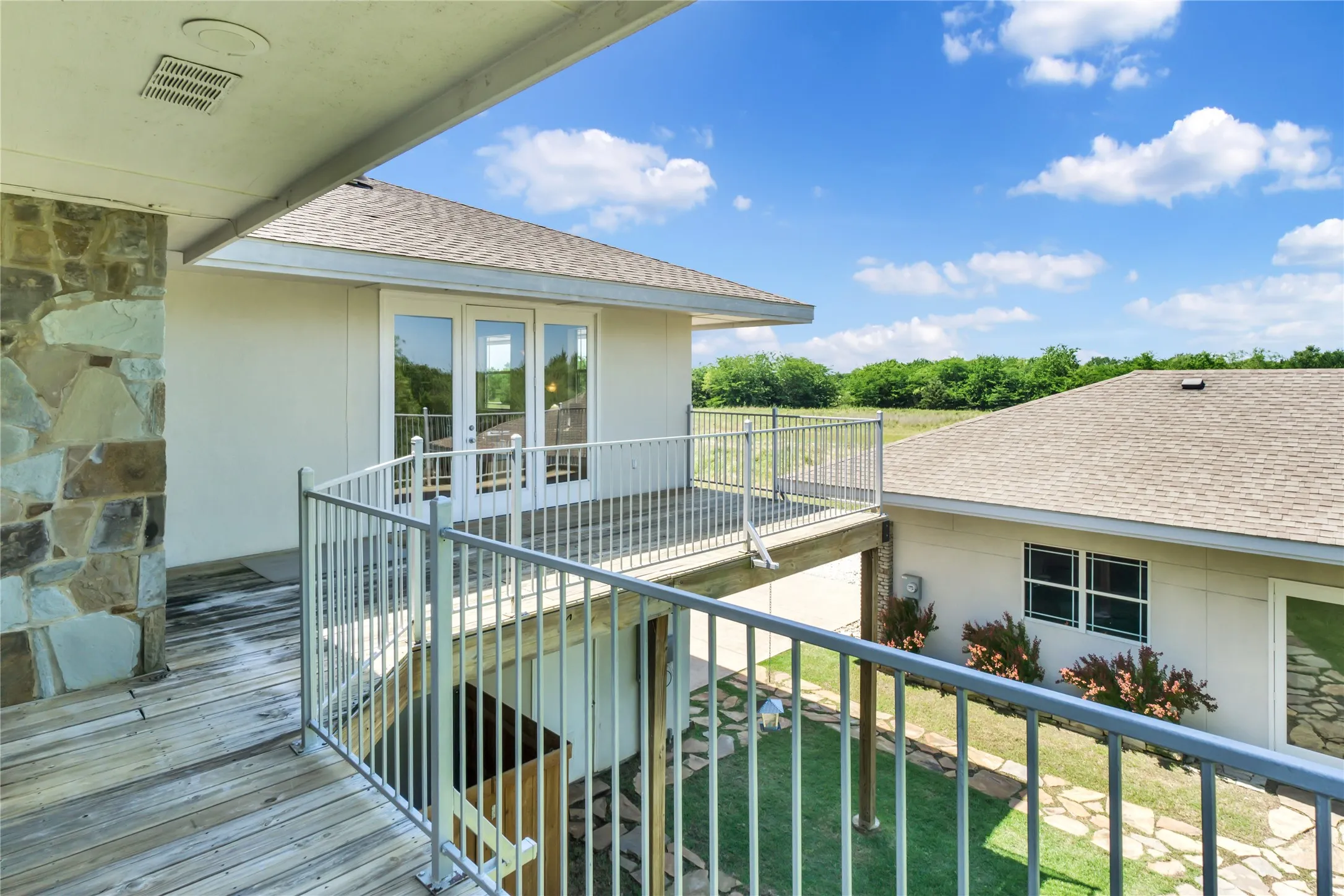 Single Family Residence For Sale in Rockwall County , 134 Longhorn Trail, Royse City, Texas 75189, 6 Bedroom, 5 Bathroom, 2 Garage spaces, 4,963 Sqft, built in 2006, mls#21295156, Real Estate Agent in Royse City, Homes For Sale in Rockwall county, Homes For Sale in Royse City, Realtor in Royse City Texas, Real Estate Brokerage Independent Realty Texas, Luminita Cordes Realtor