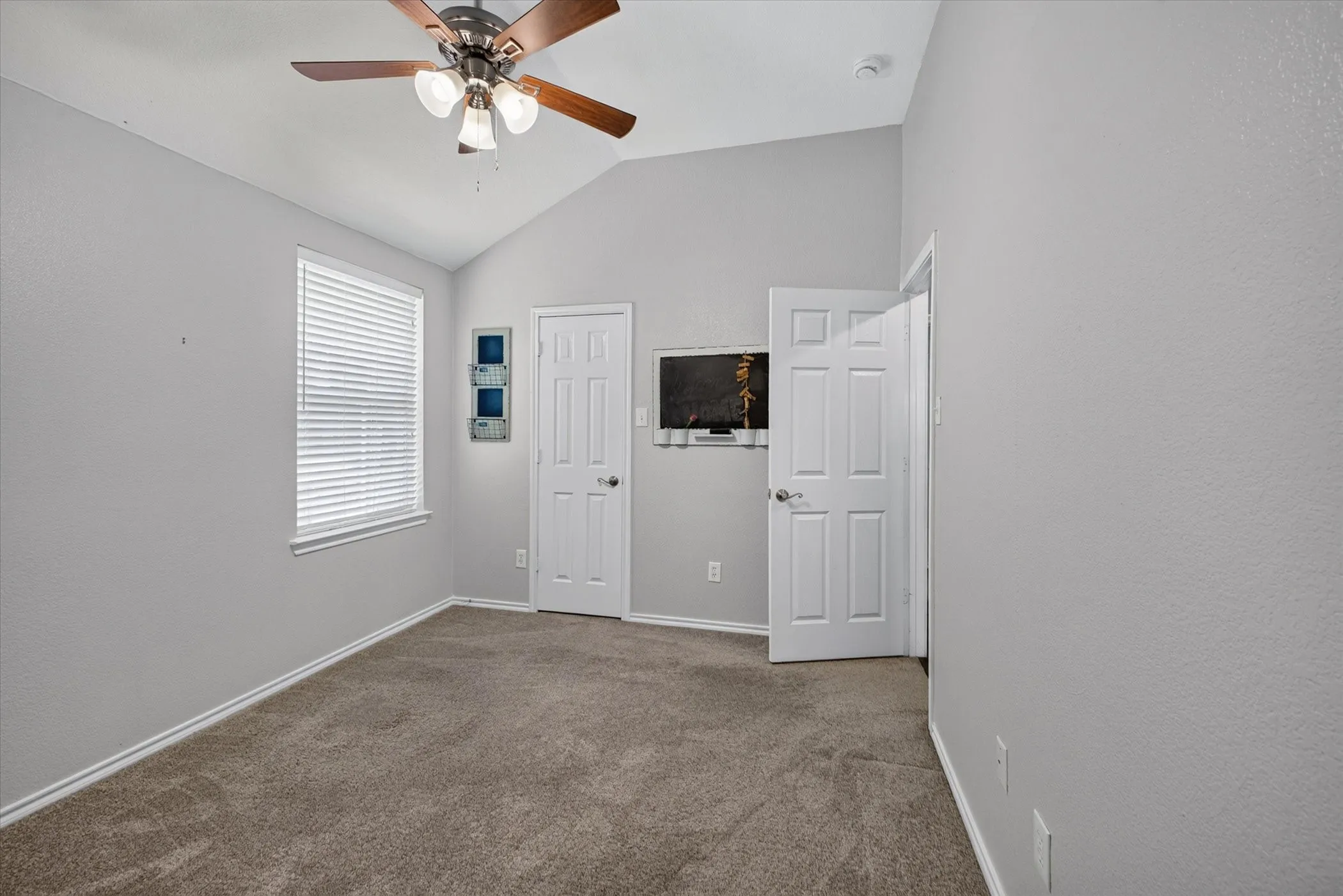 Secondary bedroom with walk -in closet