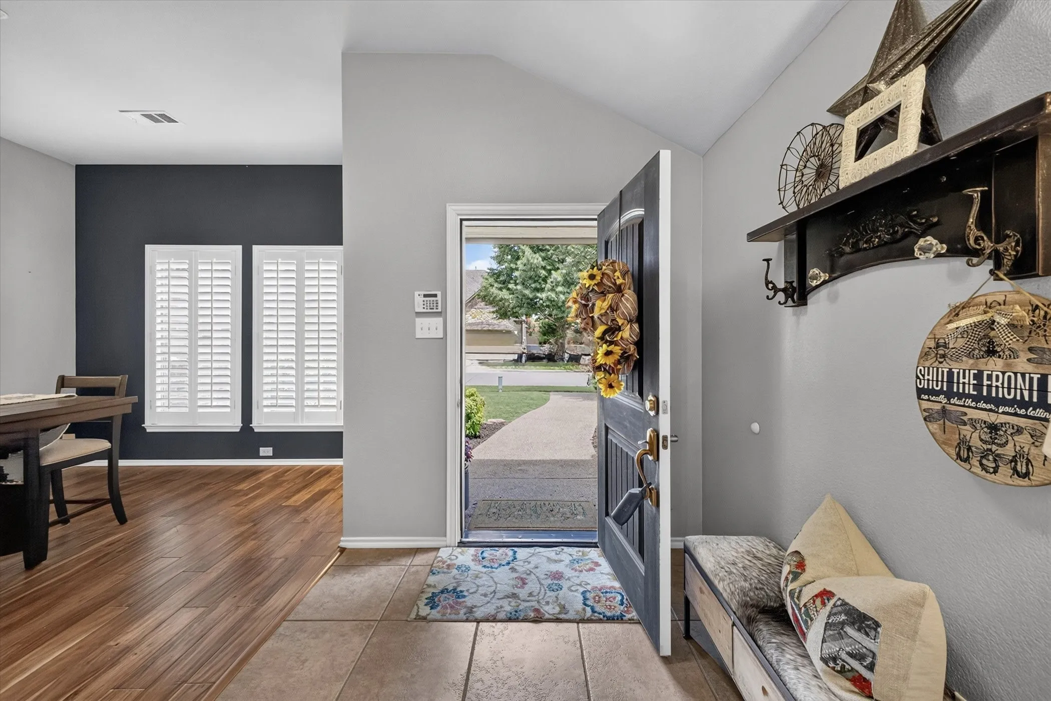 Single Family Residence For Sale in Collin County , 2316 Reston Drive, Mc Kinney, Texas 75072, 3 Bedroom, 2 Bathroom, 2 Garage spaces, 1,787 Sqft, built in 2004, mls#21305384, Real Estate Agent in Mc Kinney, Homes For Sale in Collin county, Homes For Sale in Mc Kinney, Realtor in Mc Kinney Texas, Real Estate Brokerage Independent Realty Texas, Luminita Cordes Realtor