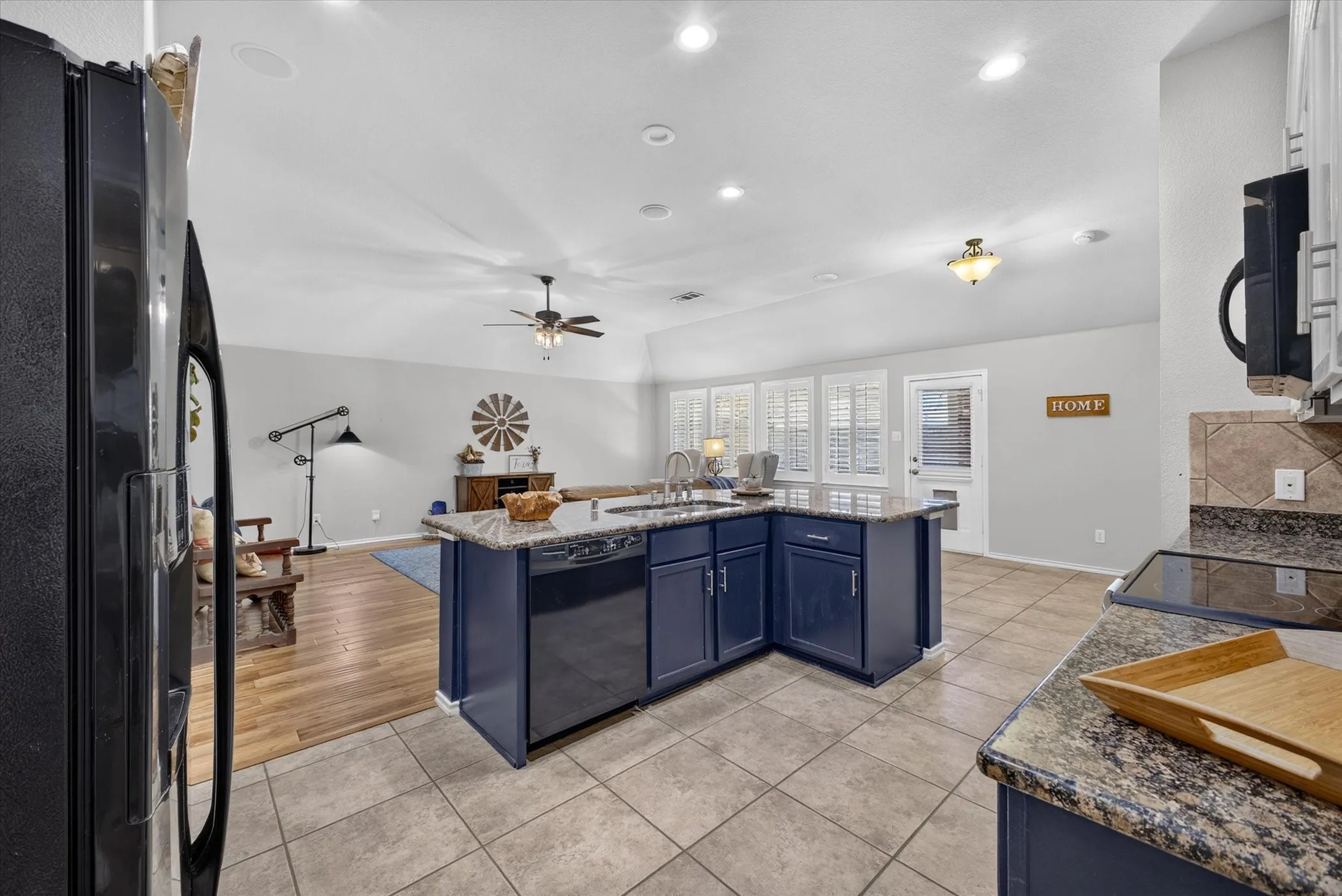 Single Family Residence For Sale in Collin County , 2316 Reston Drive, Mc Kinney, Texas 75072, 3 Bedroom, 2 Bathroom, 2 Garage spaces, 1,787 Sqft, built in 2004, mls#21305384, Real Estate Agent in Mc Kinney, Homes For Sale in Collin county, Homes For Sale in Mc Kinney, Realtor in Mc Kinney Texas, Real Estate Brokerage Independent Realty Texas, Luminita Cordes Realtor