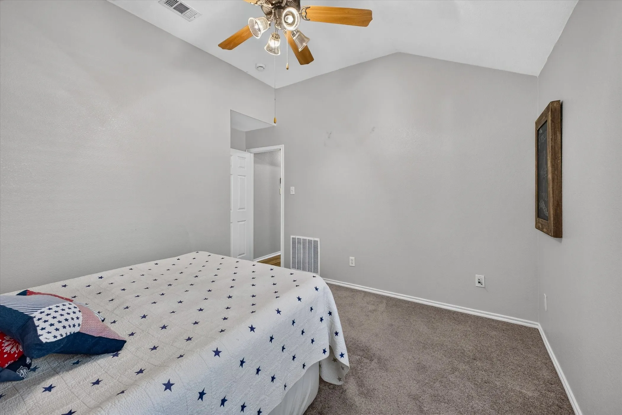 Secondary bedroom with walk -in closet