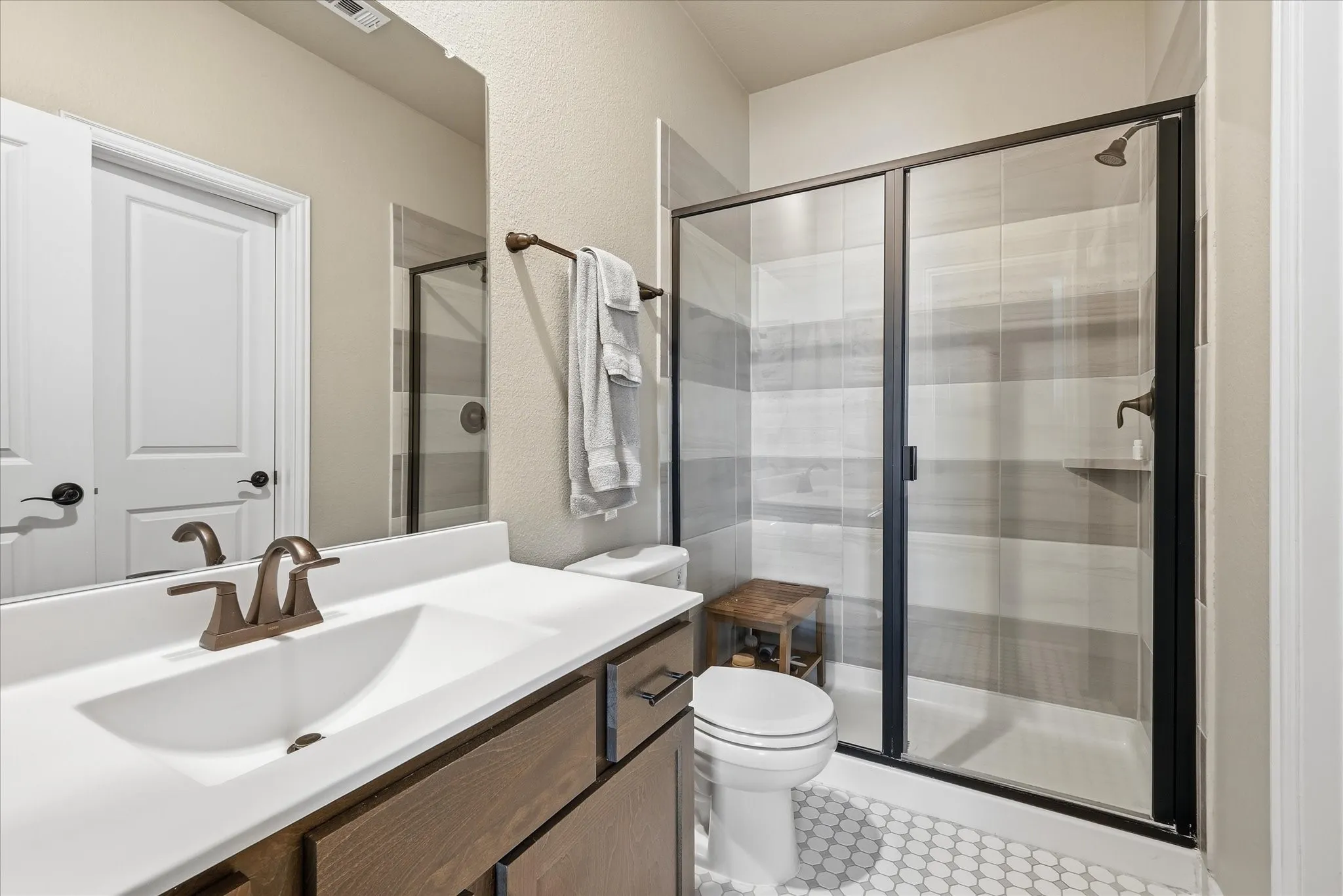En suite bathroom upstairs