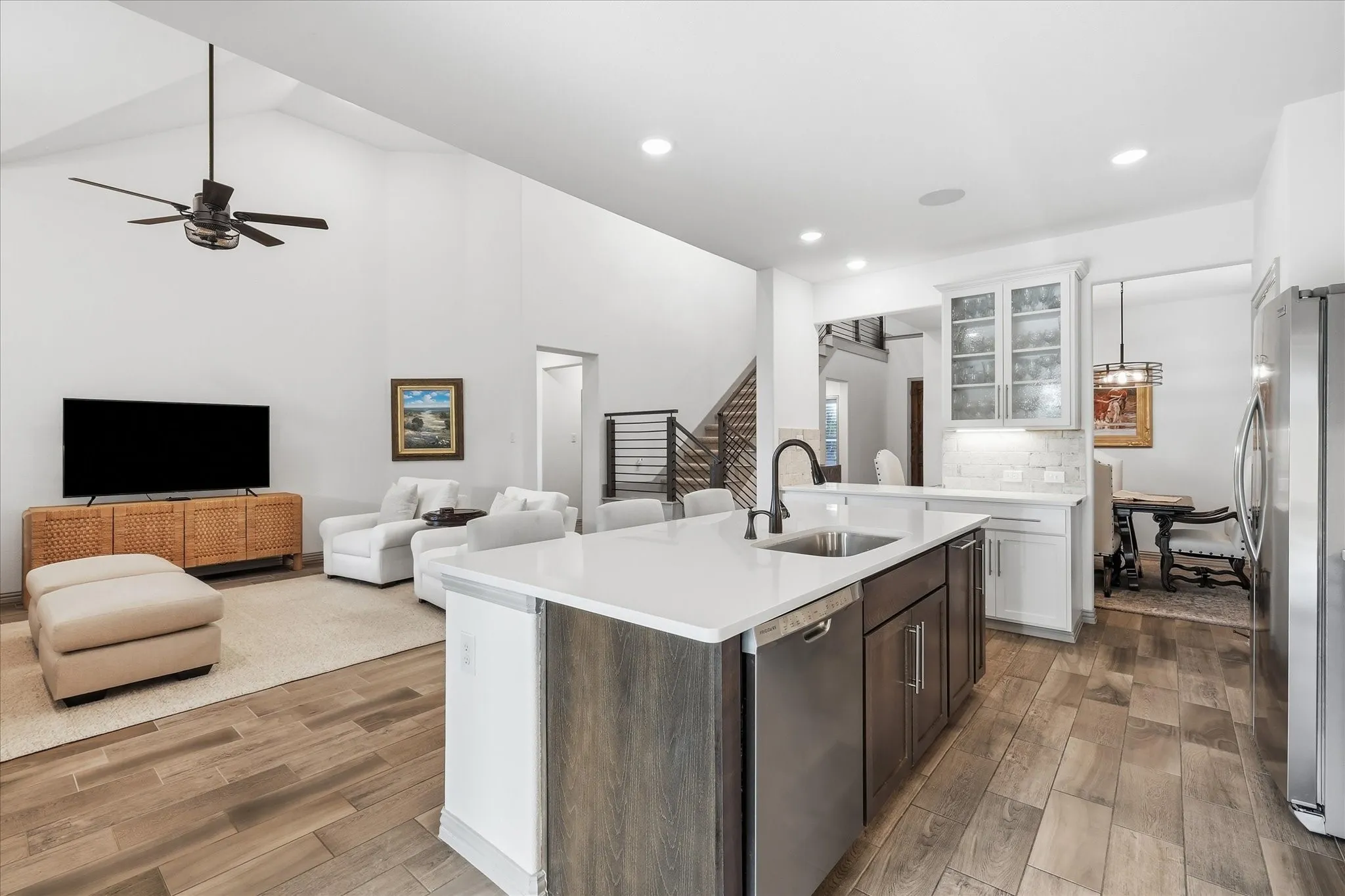 Single Family Residence For Sale in Denton County , 105 Big Sky Circle, Northlake, Texas 76226, 5 Bedroom, 4 Bathroom, 2 Garage spaces, 3,045 Sqft, built in 2019, mls#21302875, Real Estate Agent in Northlake, Homes For Sale in Denton county, Homes For Sale in Northlake, Realtor in Northlake Texas, Real Estate Brokerage Independent Realty Texas, Luminita Cordes Realtor