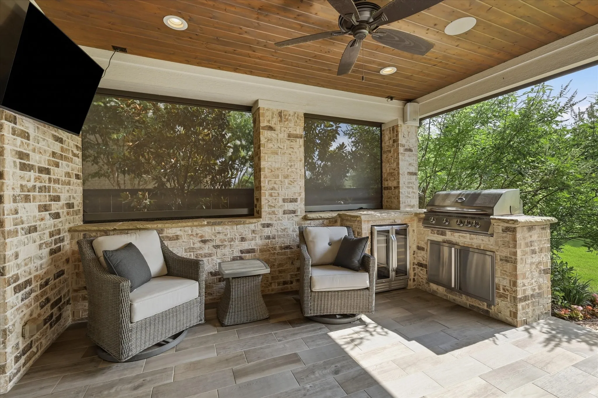 Custom made extended Texas patio