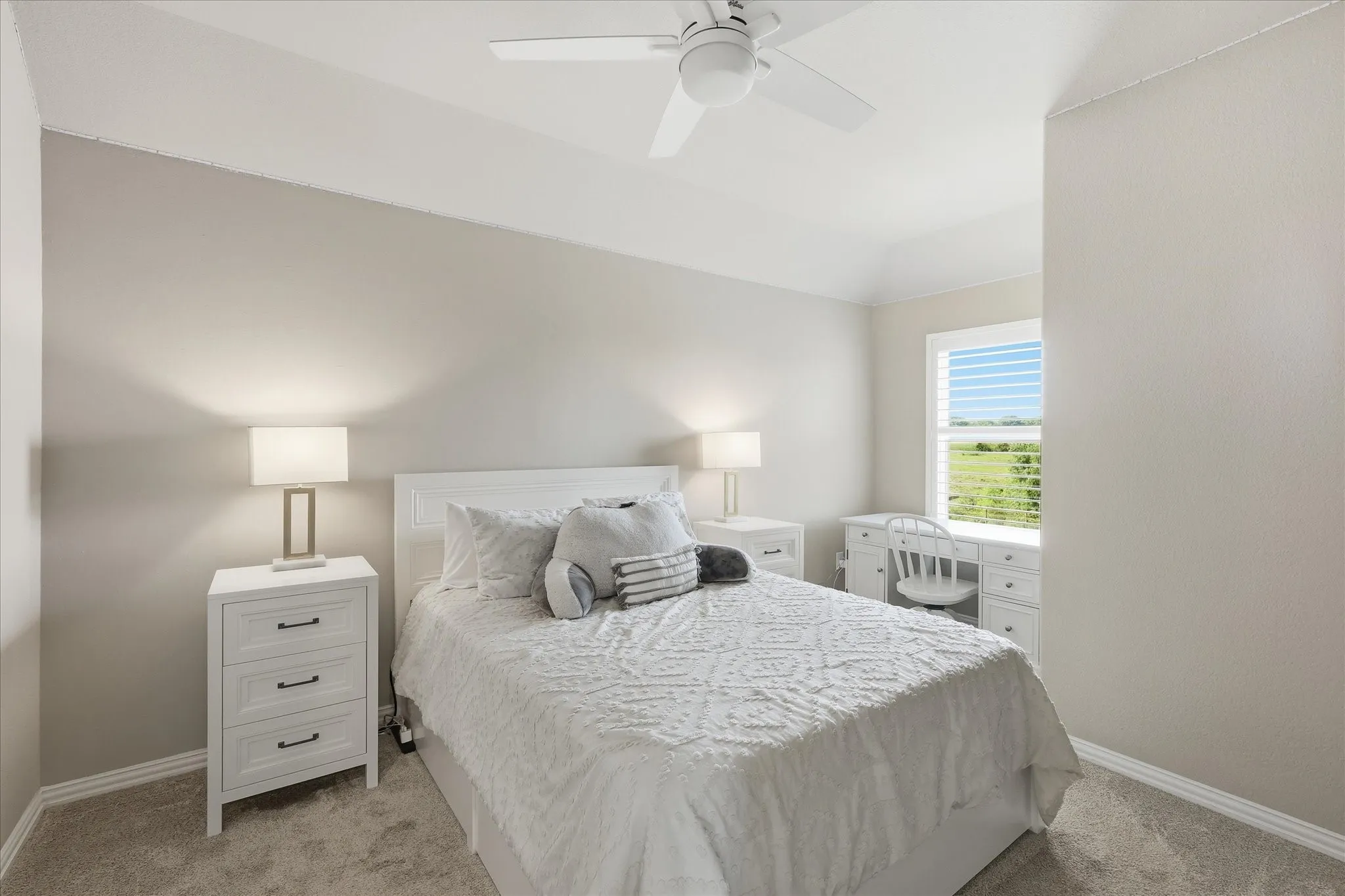 Single Family Residence For Sale in Denton County , 105 Big Sky Circle, Northlake, Texas 76226, 5 Bedroom, 4 Bathroom, 2 Garage spaces, 3,045 Sqft, built in 2019, mls#21302875, Real Estate Agent in Northlake, Homes For Sale in Denton county, Homes For Sale in Northlake, Realtor in Northlake Texas, Real Estate Brokerage Independent Realty Texas, Luminita Cordes Realtor